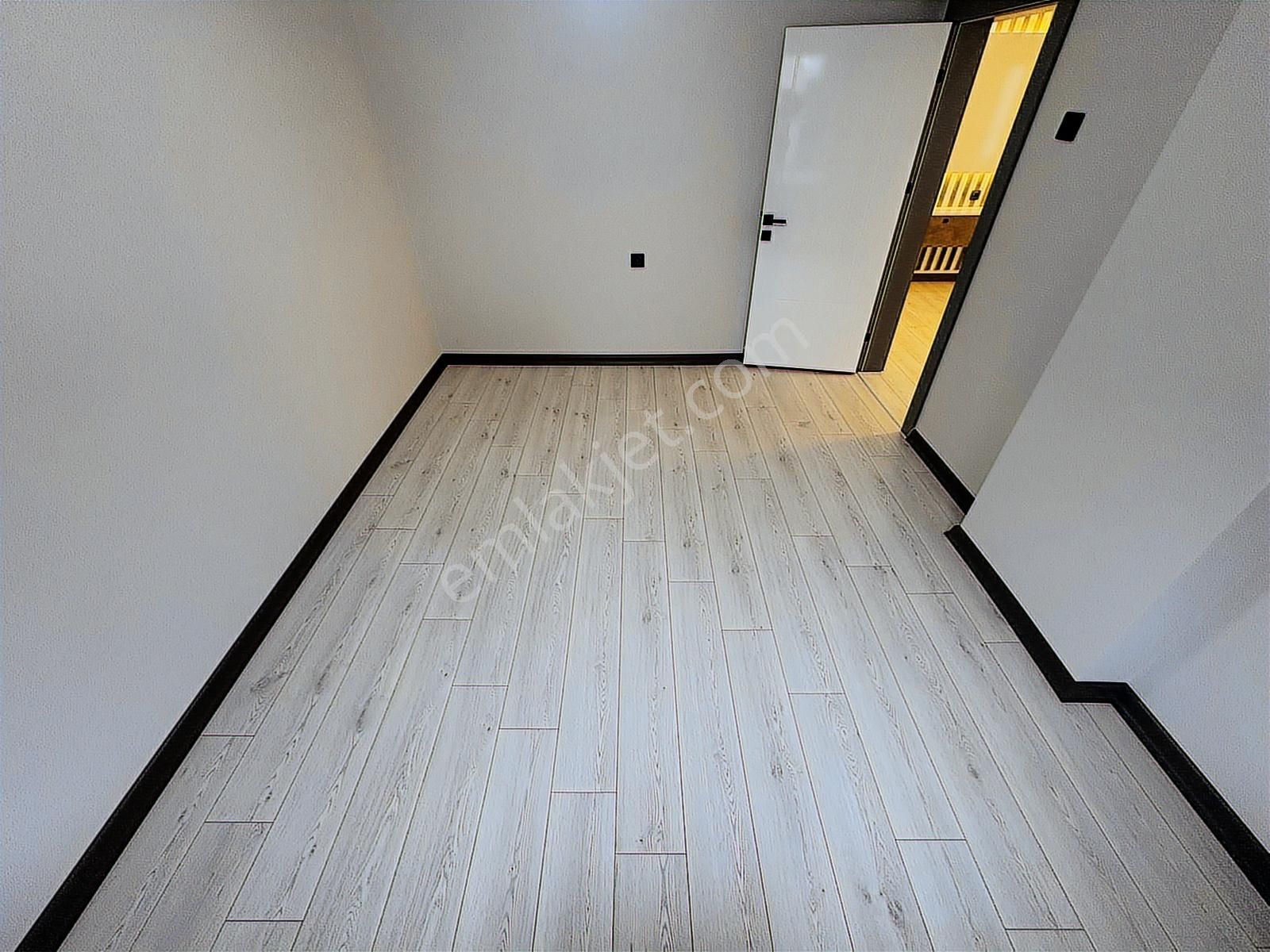 Sincan Plevne Mah'de Cadde Üzeri Ebeveyn Bonyolu G.odalı Ara Kat - Görsel 13