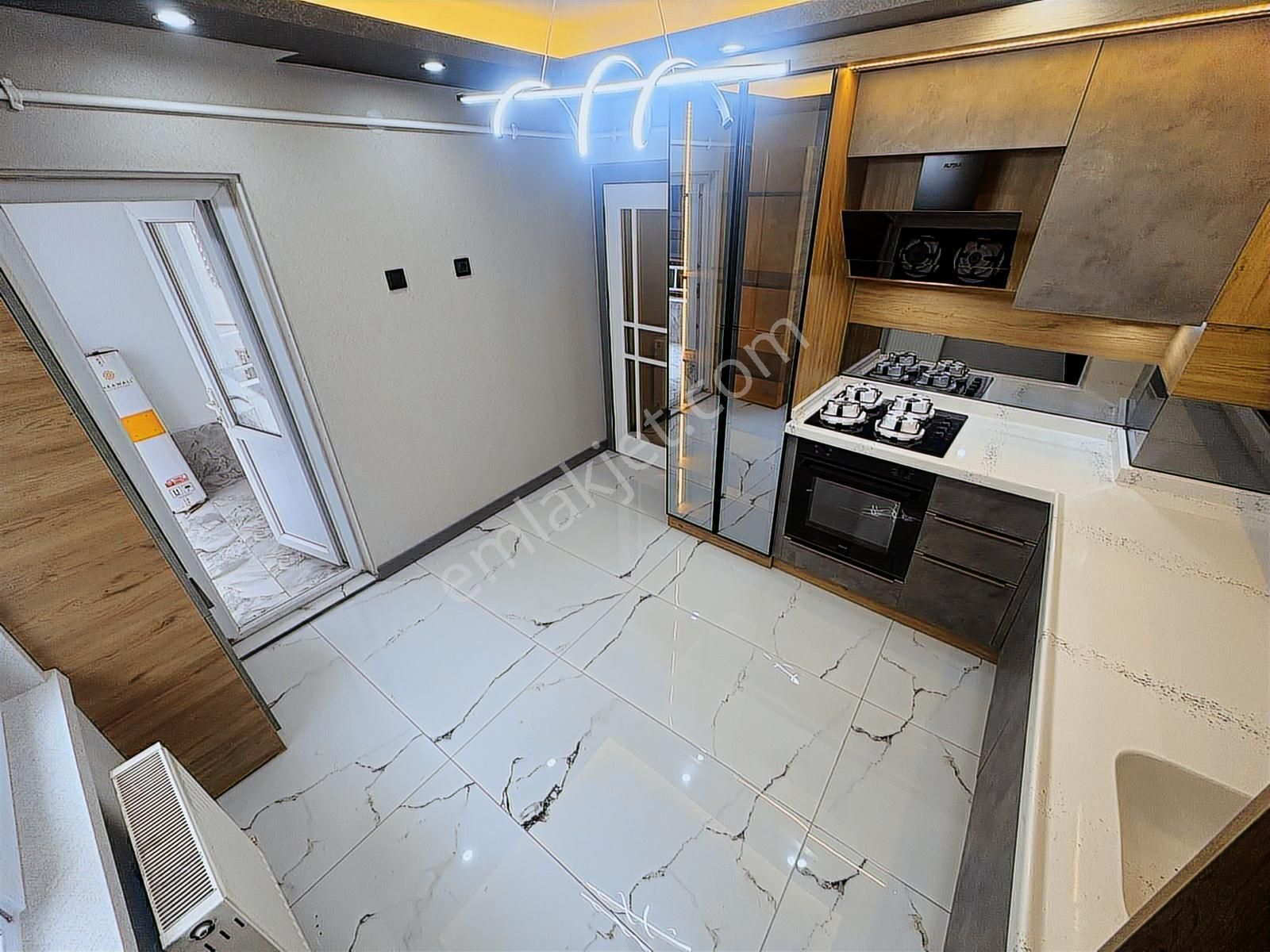 Sincan Plevne Mah'de Cadde Üzeri Ebeveyn Bonyolu G.odalı Ara Kat - Görsel 17