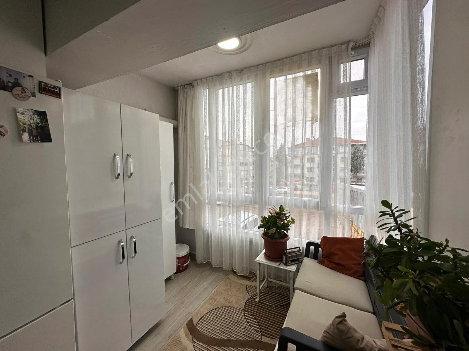 Hayal^den Pınarbaşı Mh^de E. Banyolu Full Yapılı Kat Konumda Geniş 3+1 Bağımsz Daire - Görsel 6