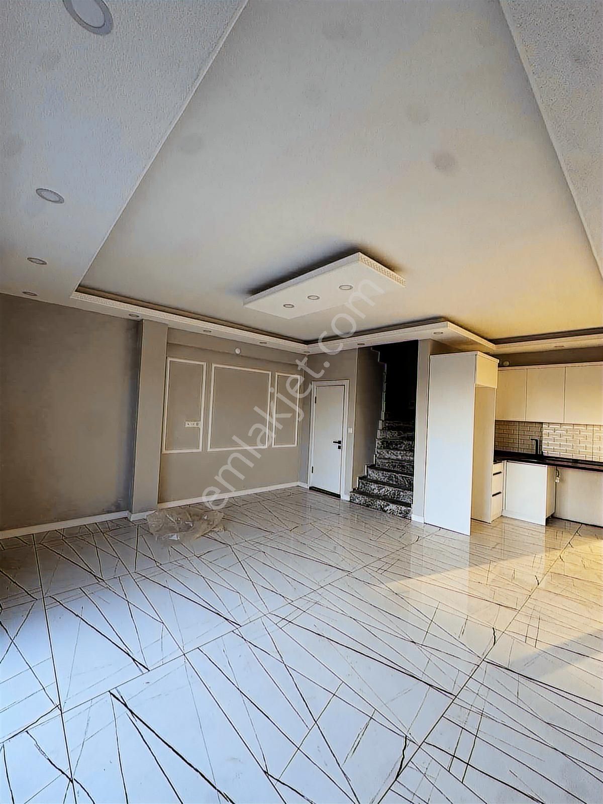 Alandere Mah Havuzlu Lüks Tripleks Villa - Görsel 2