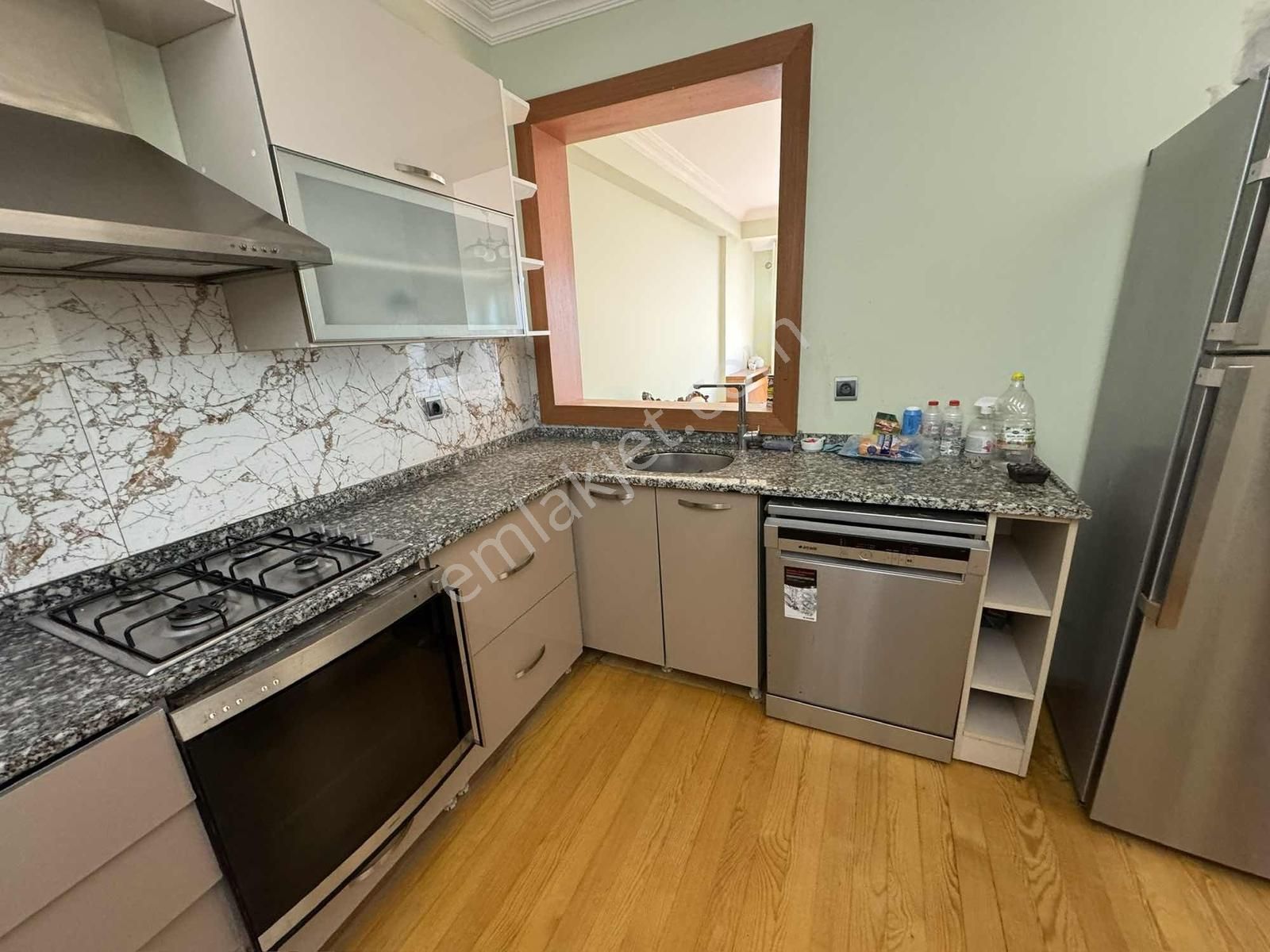 Sarıyer Kireçburnu'nda Bahçe Katı Eşyalı Kiralık 2+1 Daire - Görsel 17