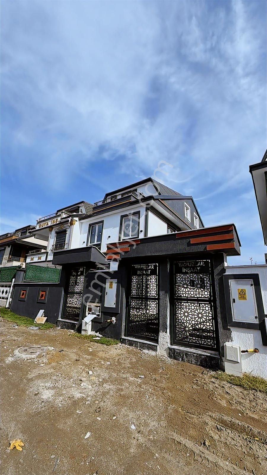 Alandere Mah Kapanmaz Deniz Manzaralı Tripleks İkiz Villa - Görsel 22