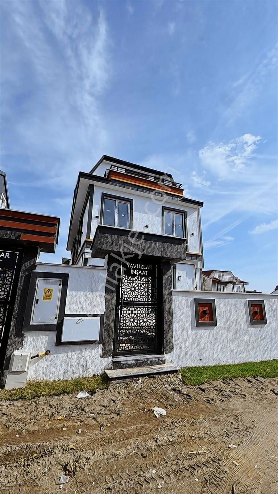 Alandere Mah Kapanmaz Deniz Manzaralı Tripleks İkiz Villa - Görsel 21