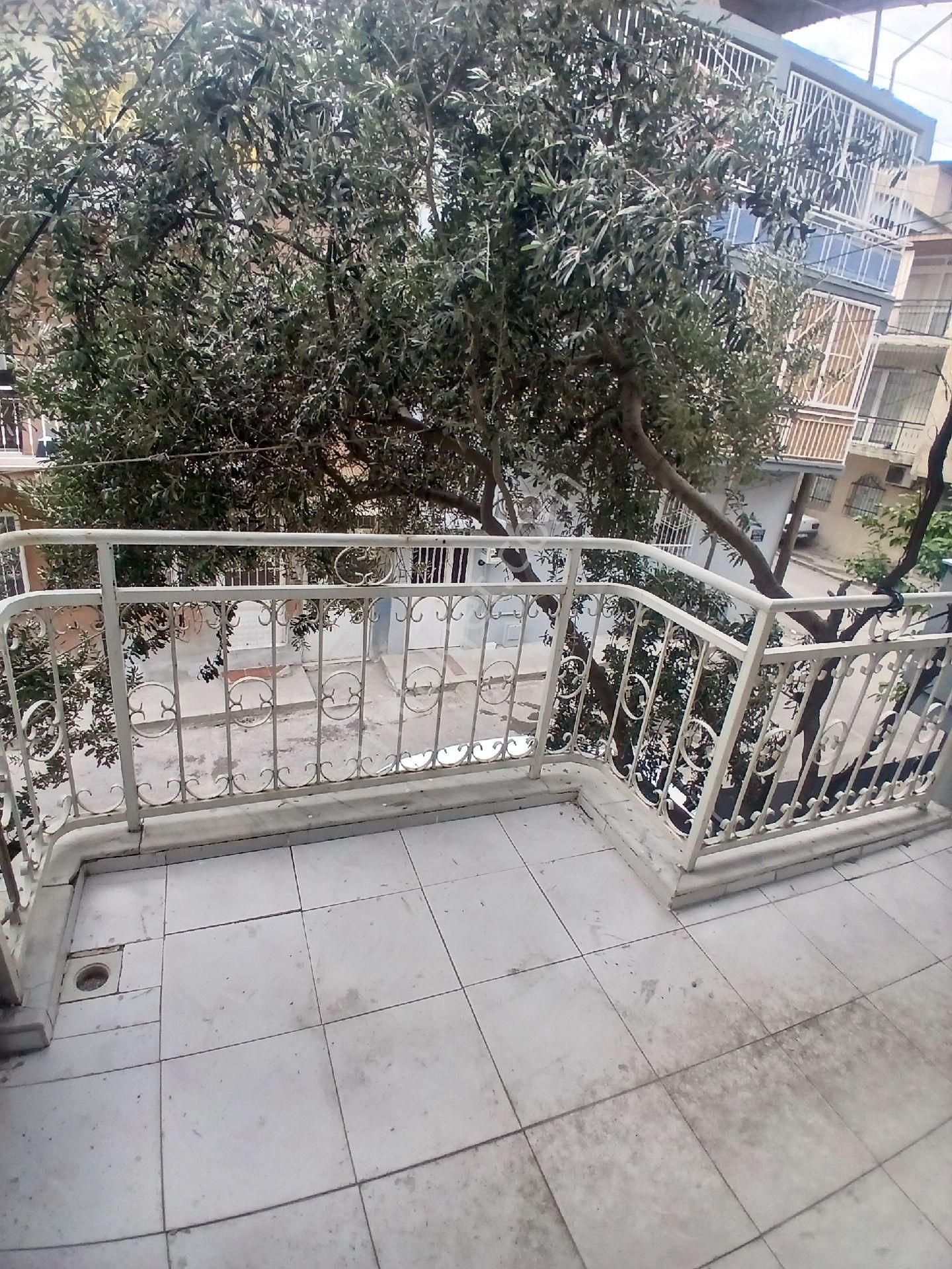 Karabaglar Sariyer Mah Kiralik Daire - Görsel 14