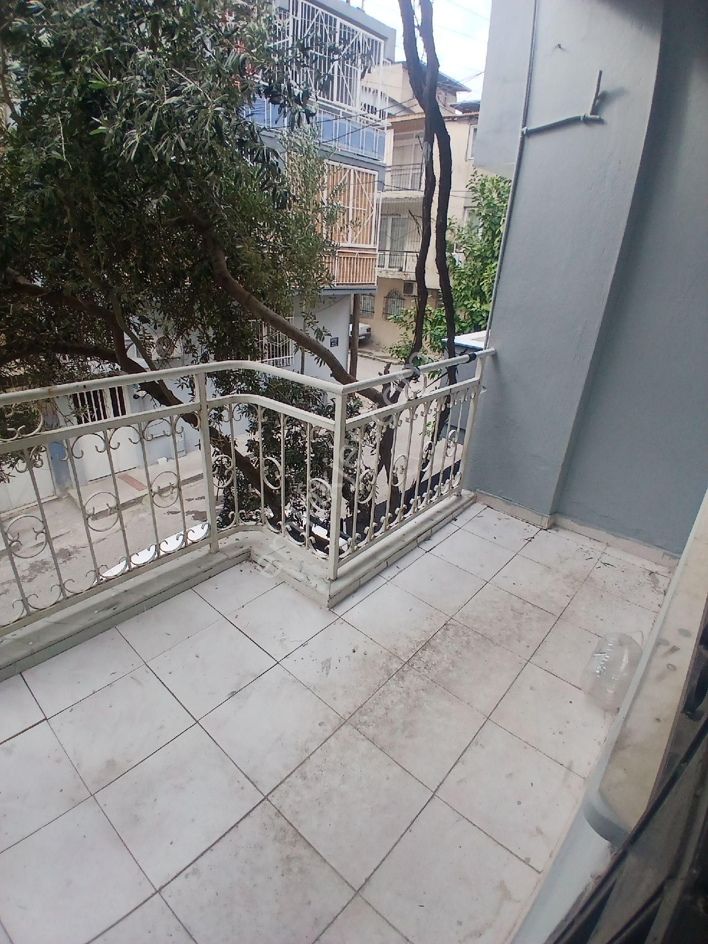 Karabaglar Sariyer Mah Kiralik Daire - Görsel 9