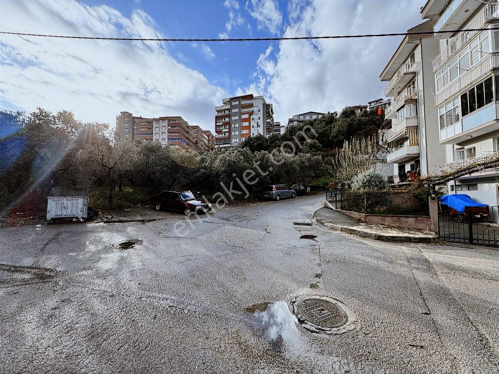 Mudanya Halitpaşa'da Kapital'den Merkezi Konumda Fırsat Arsa - Görsel 2