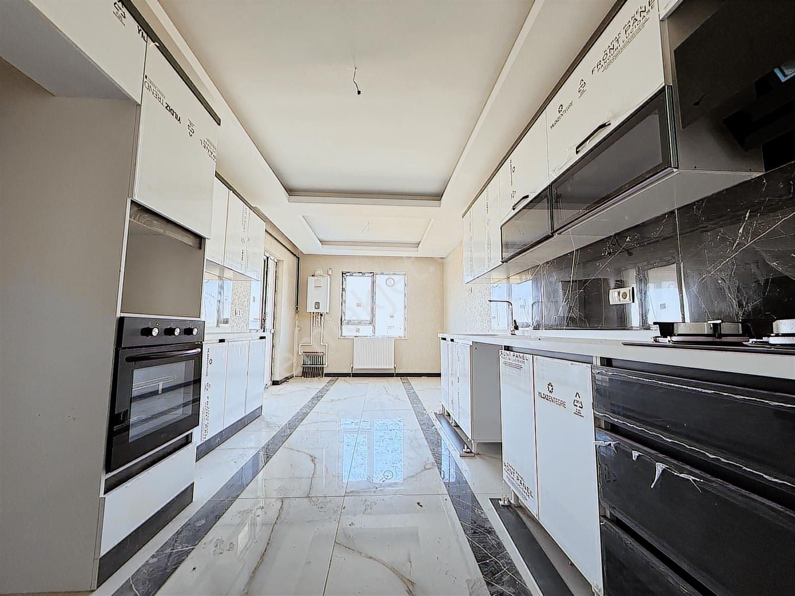 Çiftçioğullarından▃ultra Lüx Sitede K.otopark Teras Balkonlu 4+1 - Görsel 16