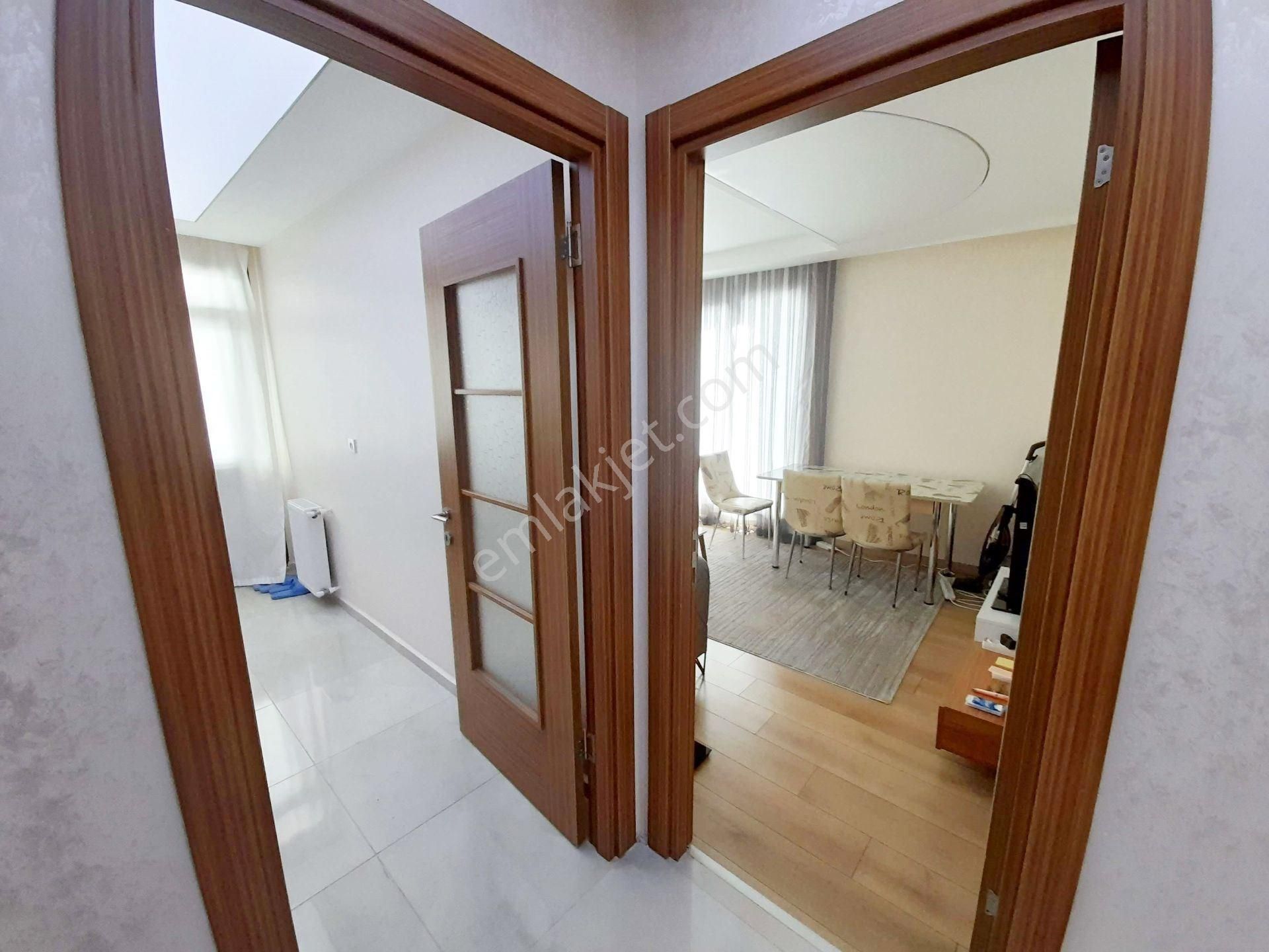 Beylikdüzü Kavaklı Da İlçe Emniyete Yakın Kiralık Eşyalı 2+1 90 M2 Daire - Görsel 3