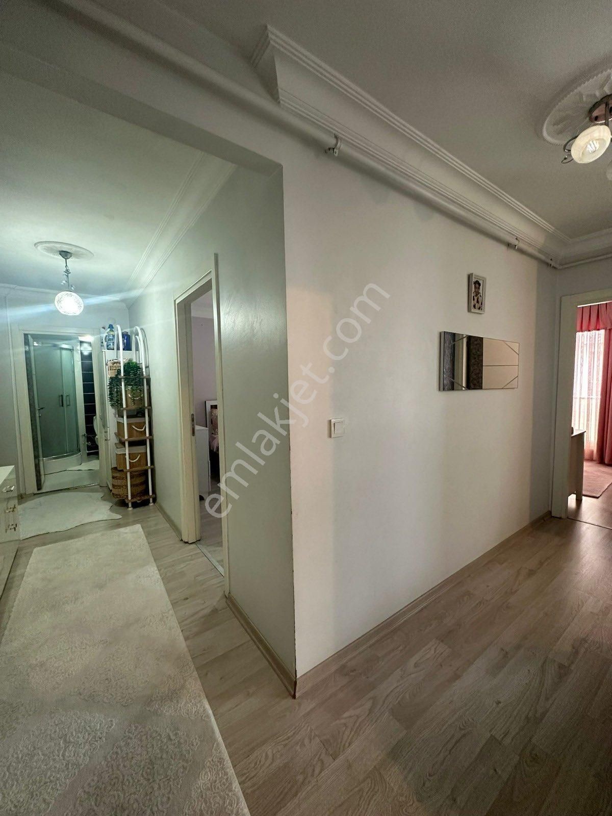 Üçevler Mahallesinde Satılık Kelepir 2+1 Köşe Daire - Görsel 10