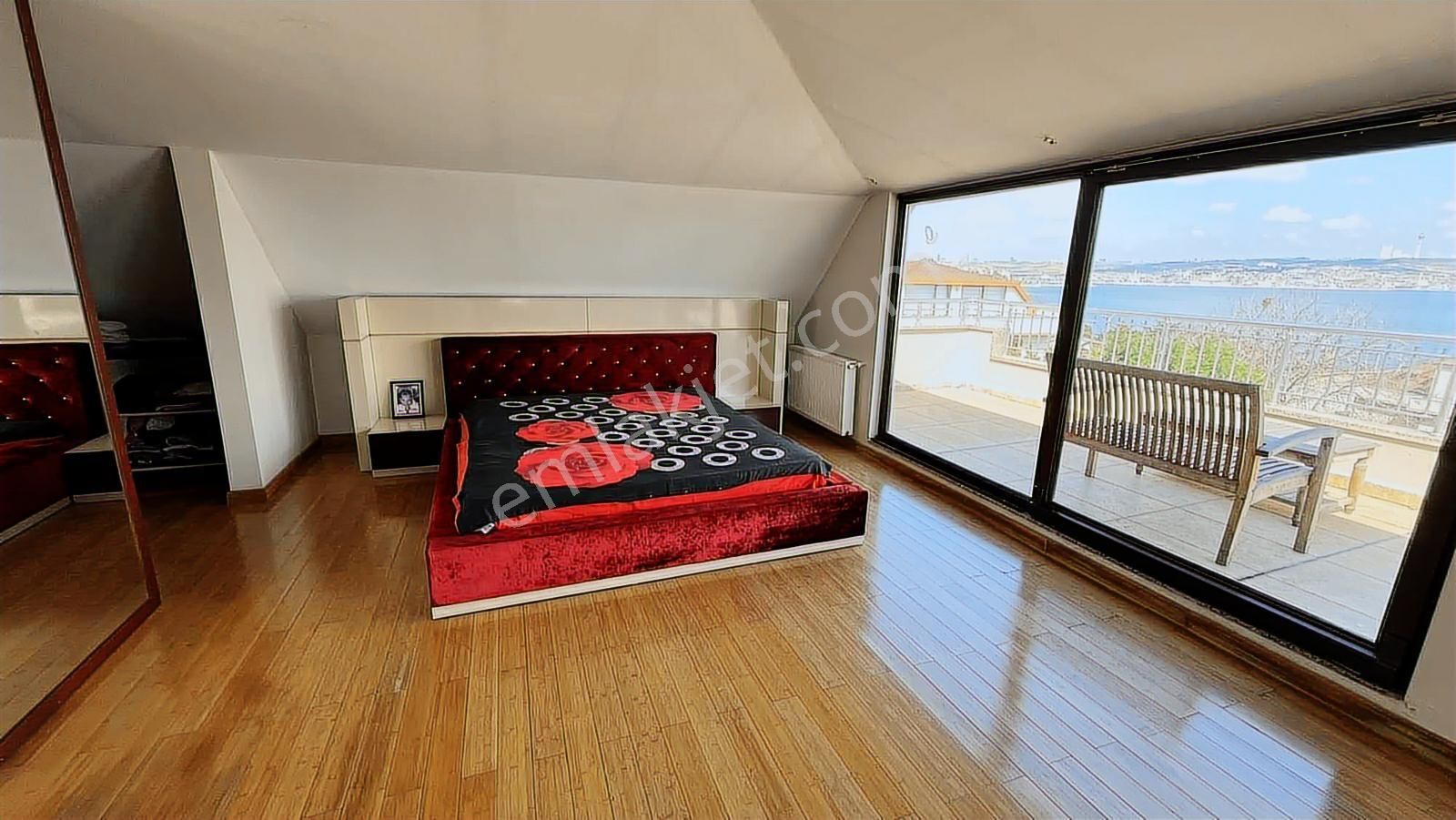 Büyükçekmece Mimaroba'da Havuzlu Deniz Manzaralı Lebiderya Yalı - Görsel 22