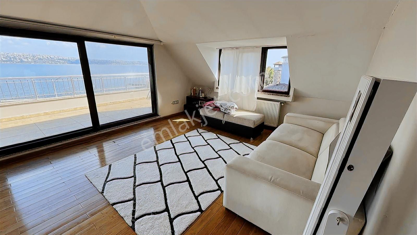 Büyükçekmece Mimaroba'da Havuzlu Deniz Manzaralı Lebiderya Yalı - Görsel 23