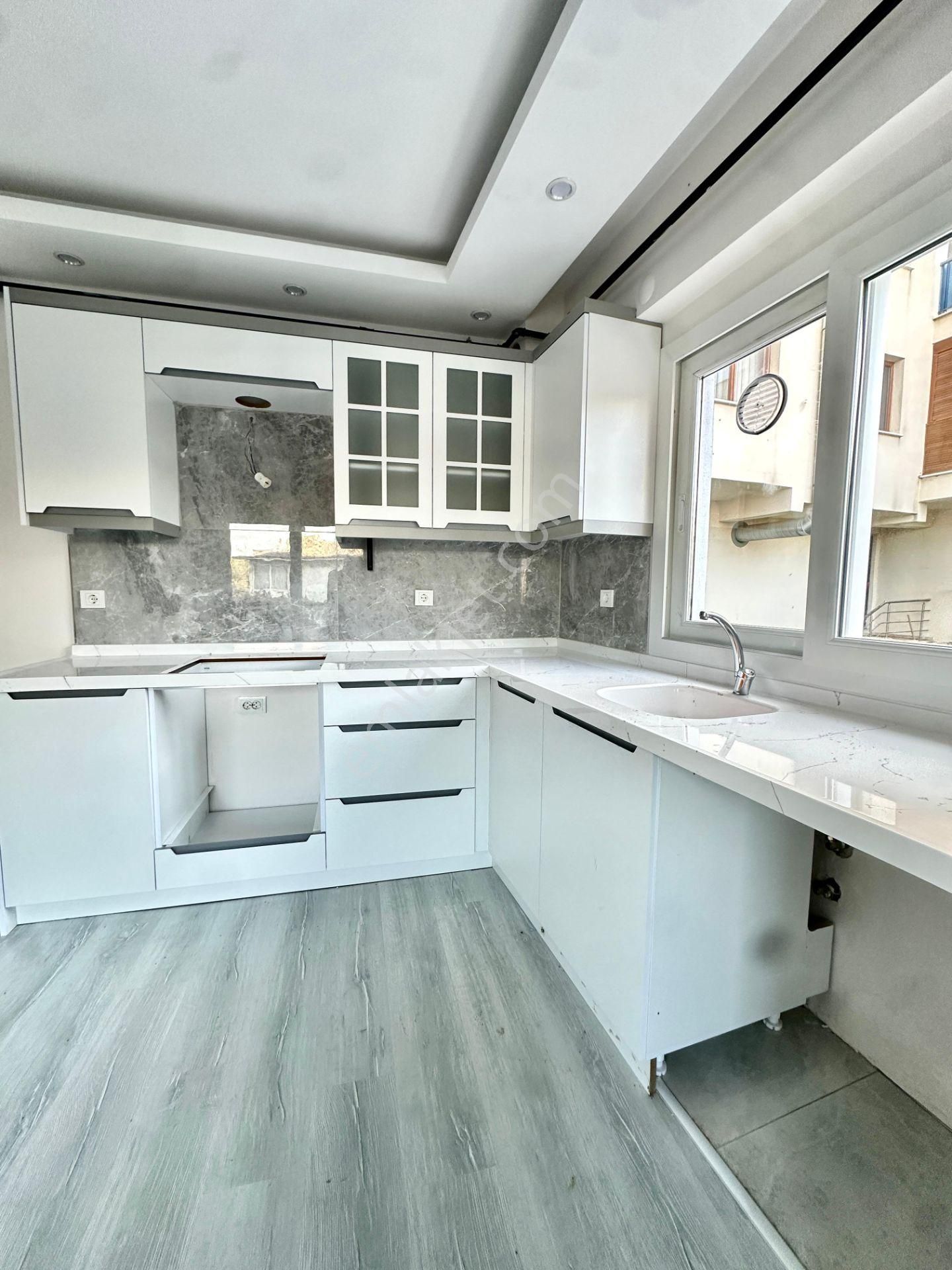 Muradiye Mahalles 2+1 100m2 5 Katlının Zemin Katı Full Özelikli - Görsel 10