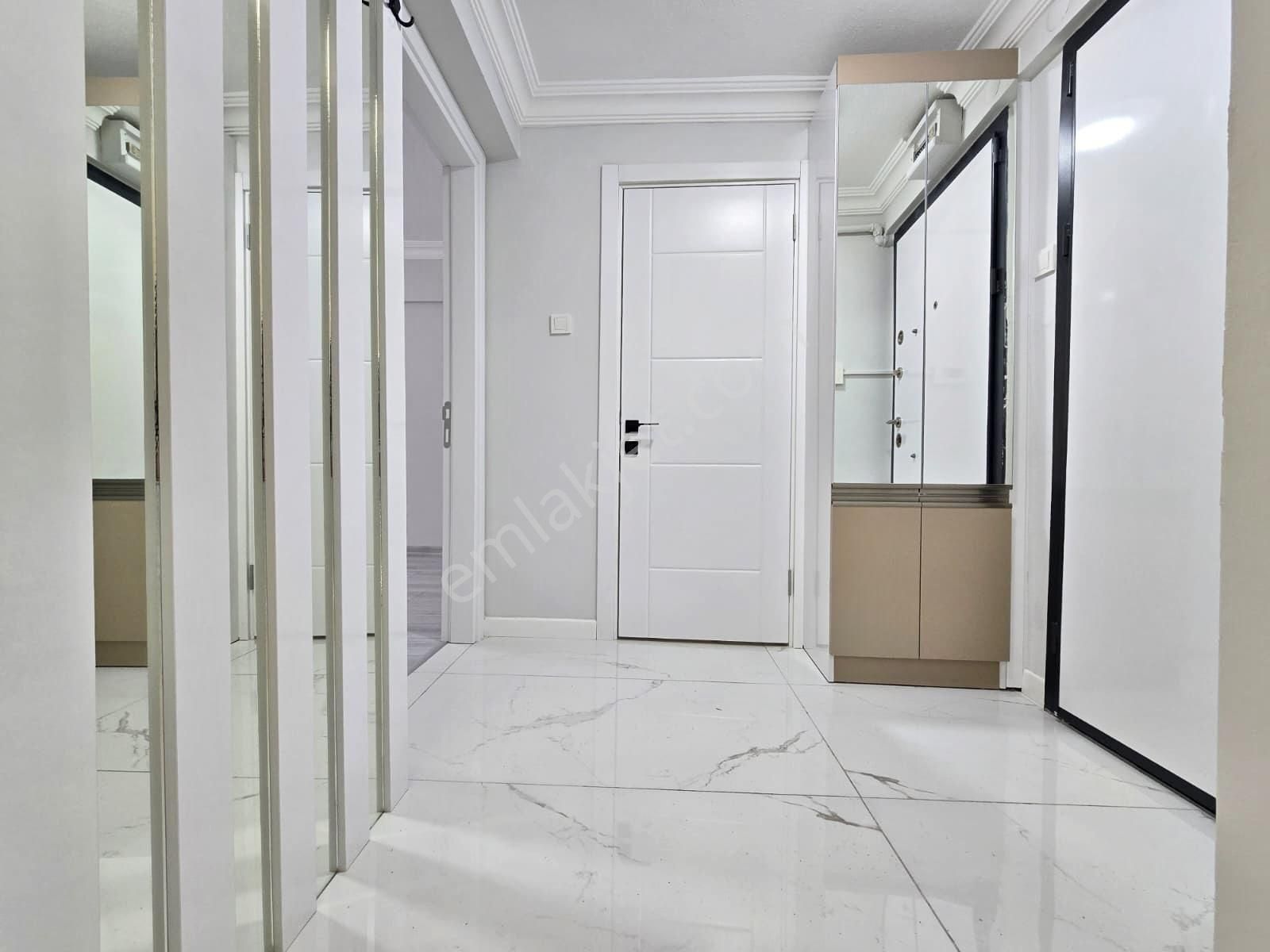 Elvan'da Ahi Elvan Cad. Yanı 3+1 Ultra Lüks Yapılı Ara Kat Daire - Görsel 17