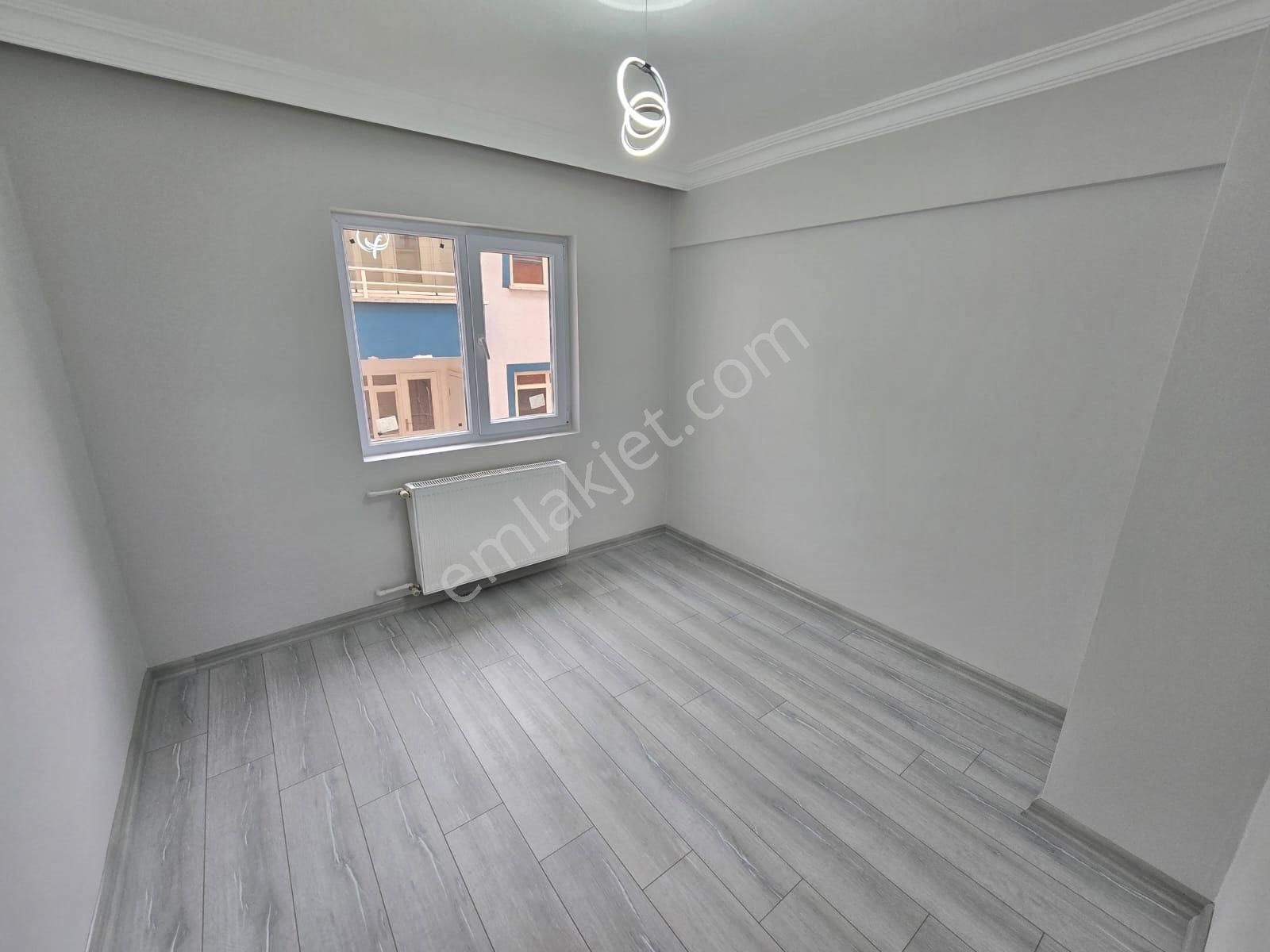 Elvan'da Ahi Elvan Cad. Yanı 3+1 Ultra Lüks Yapılı Ara Kat Daire - Görsel 12