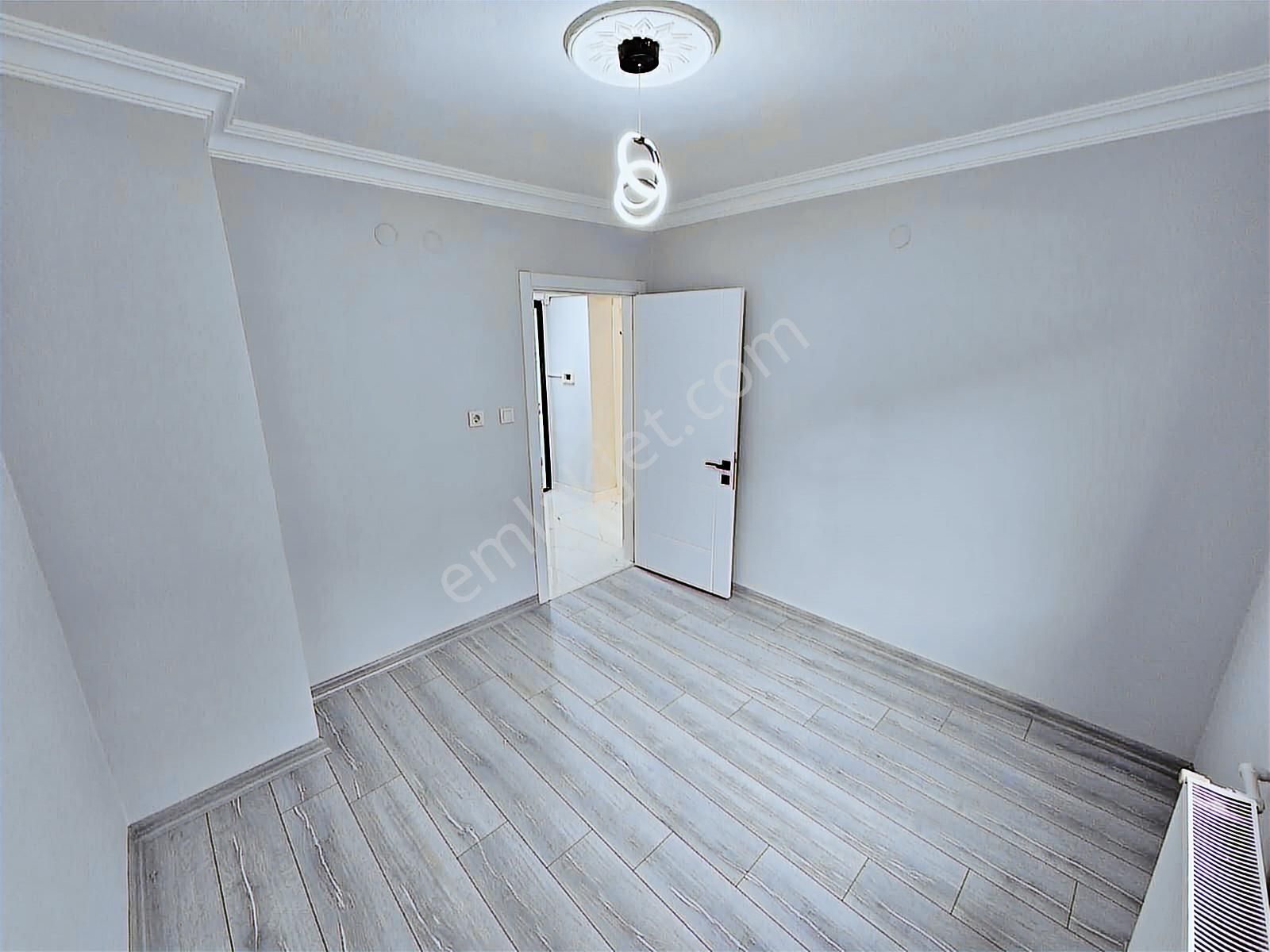 Elvan'da Ahi Elvan Cad. Yanı 3+1 Ultra Lüks Yapılı Ara Kat Daire - Görsel 9