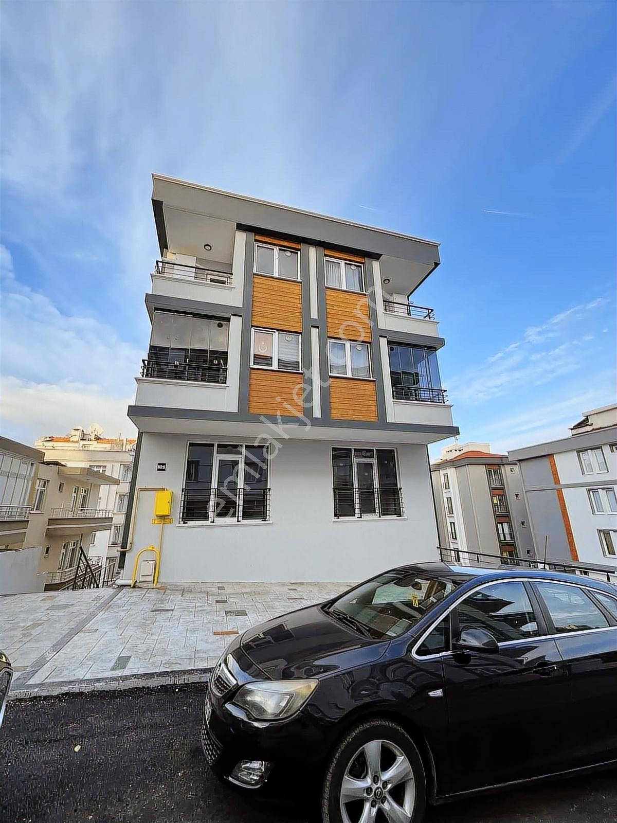 Esenevler 1+1 Satılık Daire 1. Kat - Görsel 28