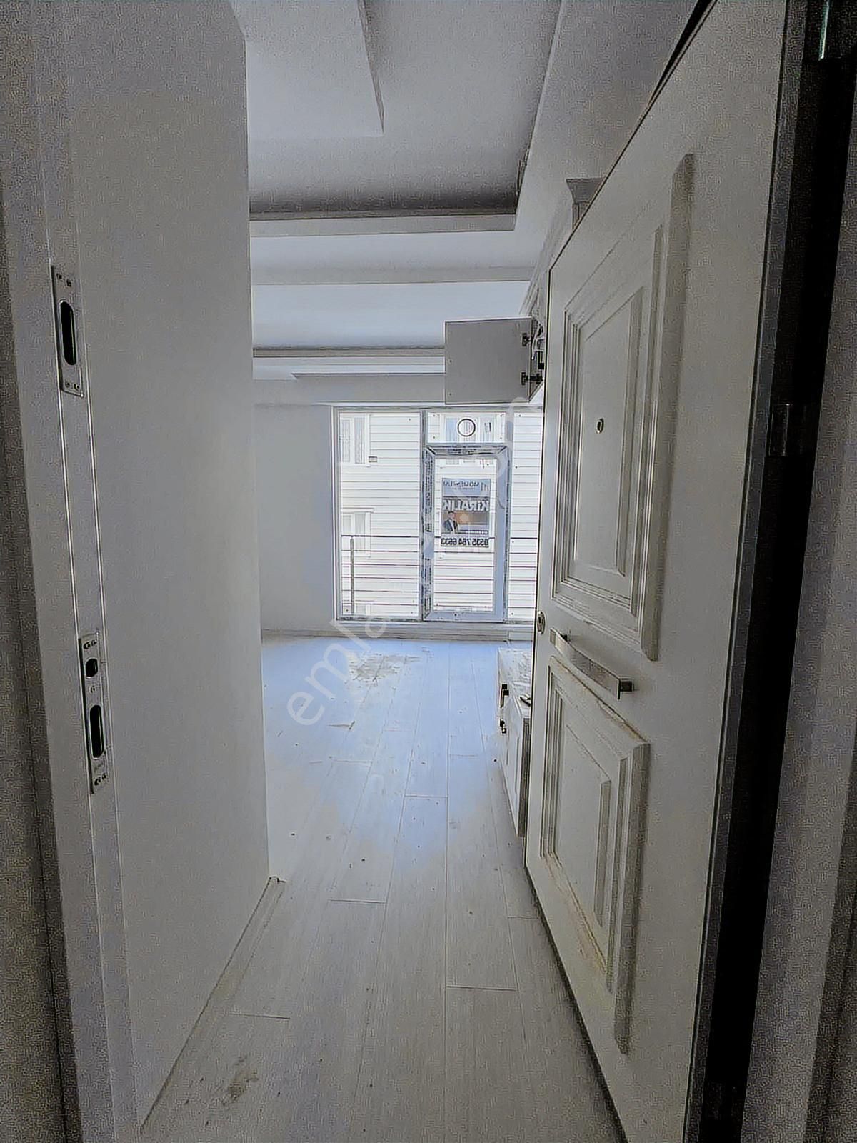 Esenevler 1+1 Satılık Daire 1. Kat - Görsel 26