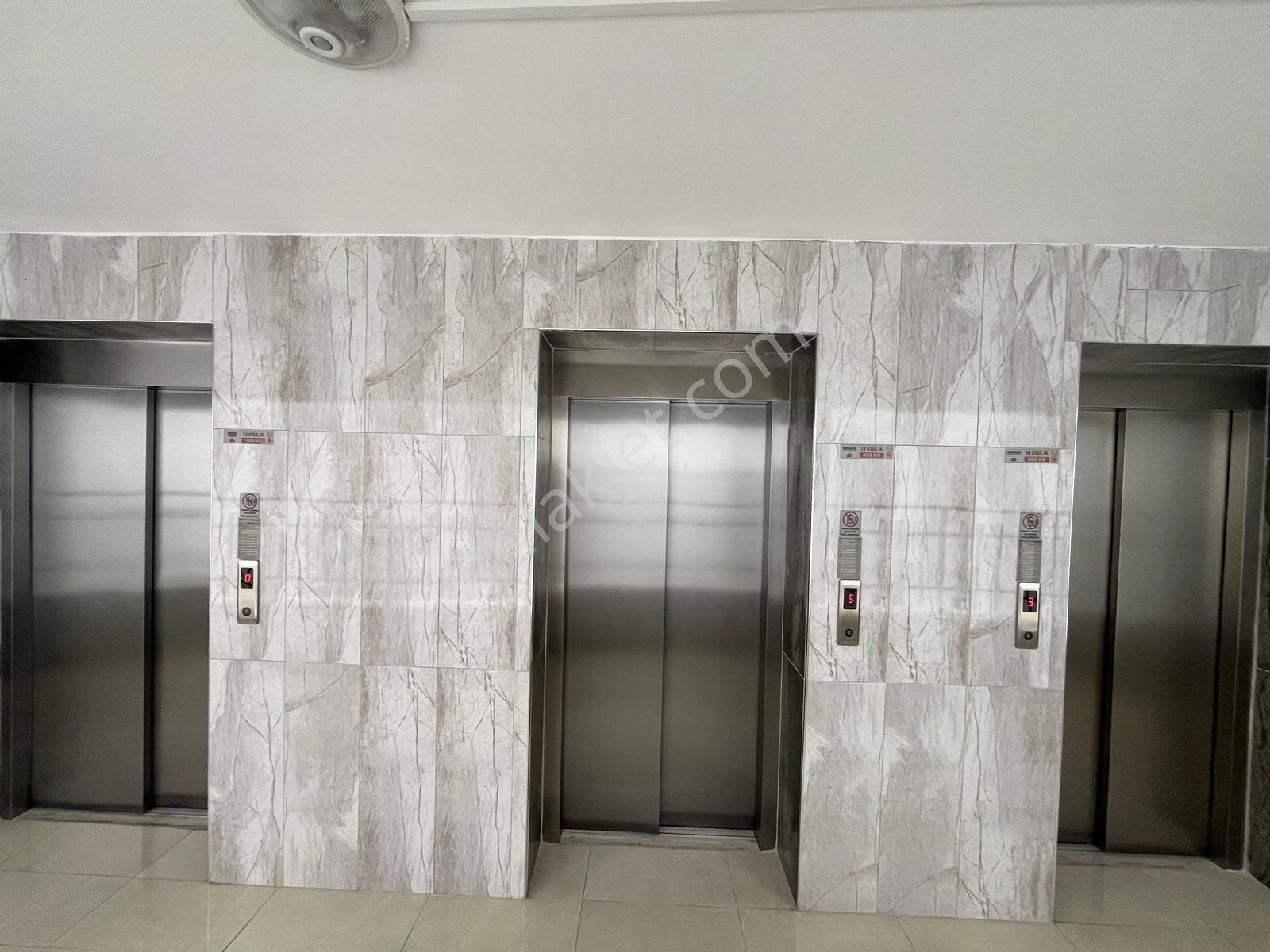 Kalecik Emlak'tan Bulvar Yakını Giy. Odalı 185m² 4+1 Lüks Site Dairesi - Görsel 30