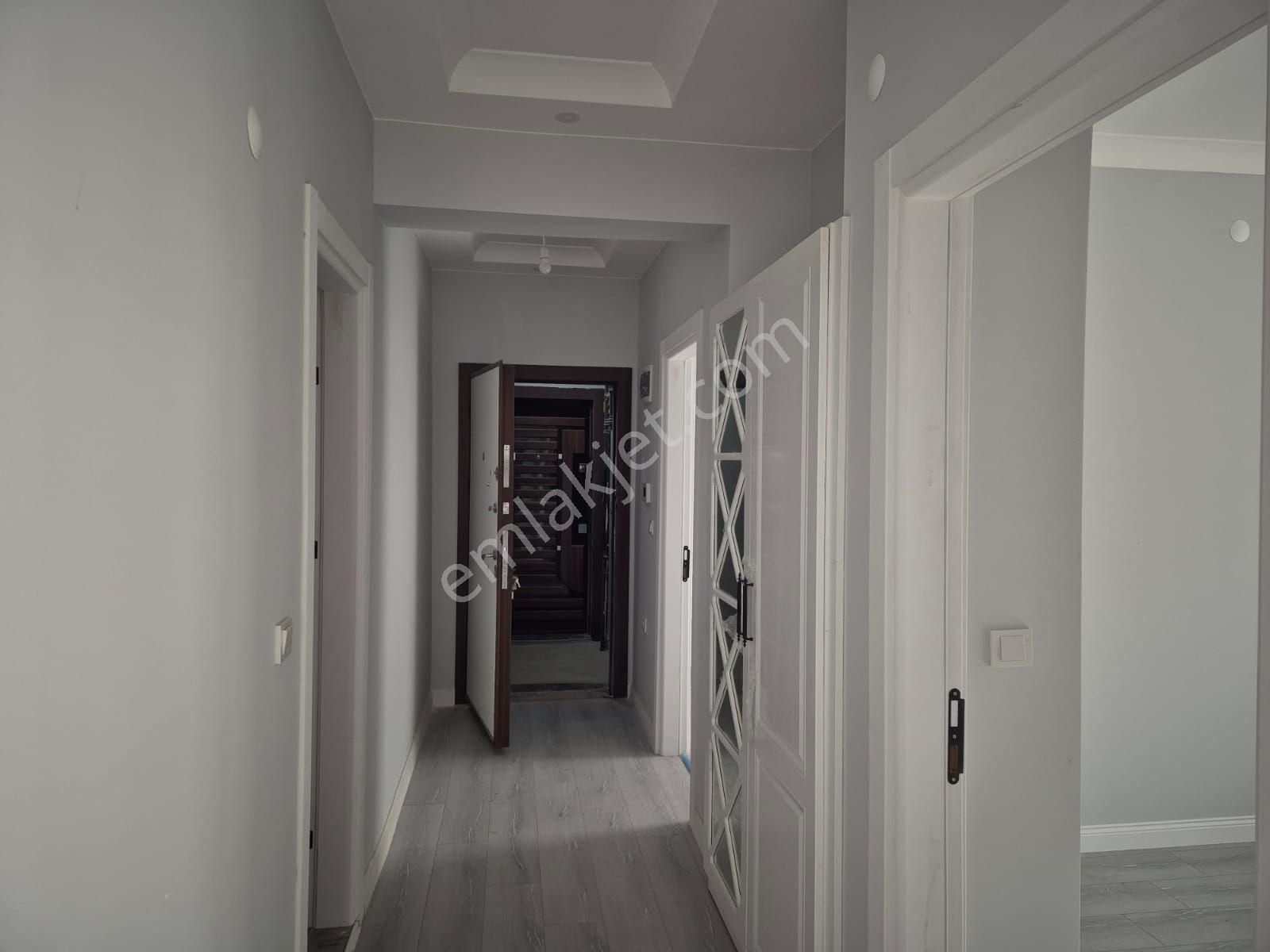 Rumeli Mahallesi 2 Bloklu Site İçi Ara Kat Satılık 2+1 Daire - Görsel 9