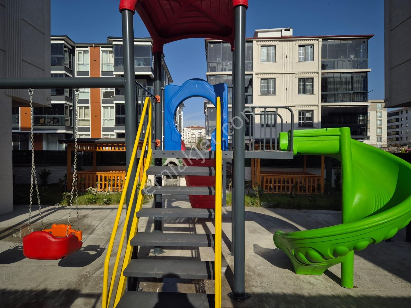Rumeli Mahallesi 2 Bloklu Site İçi Ara Kat Satılık 2+1 Daire - Görsel 25
