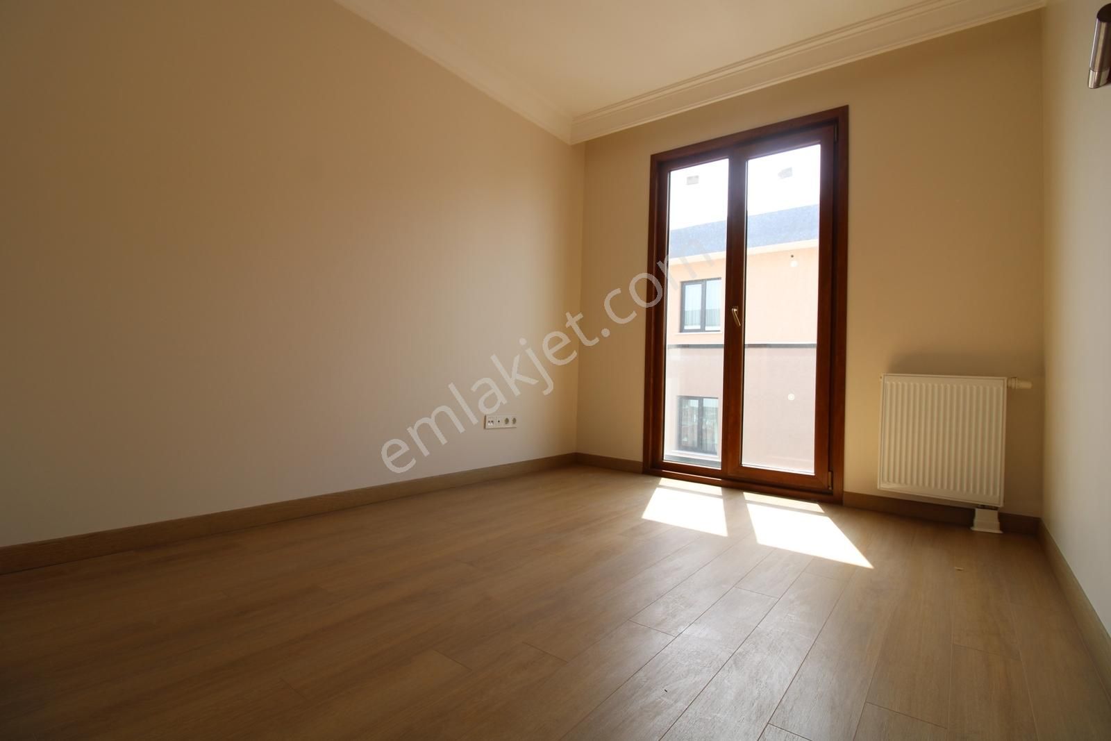 Atatürk Mahallesinde Muhteşem Konumda Geniş 3,5+1 Daire - Görsel 20