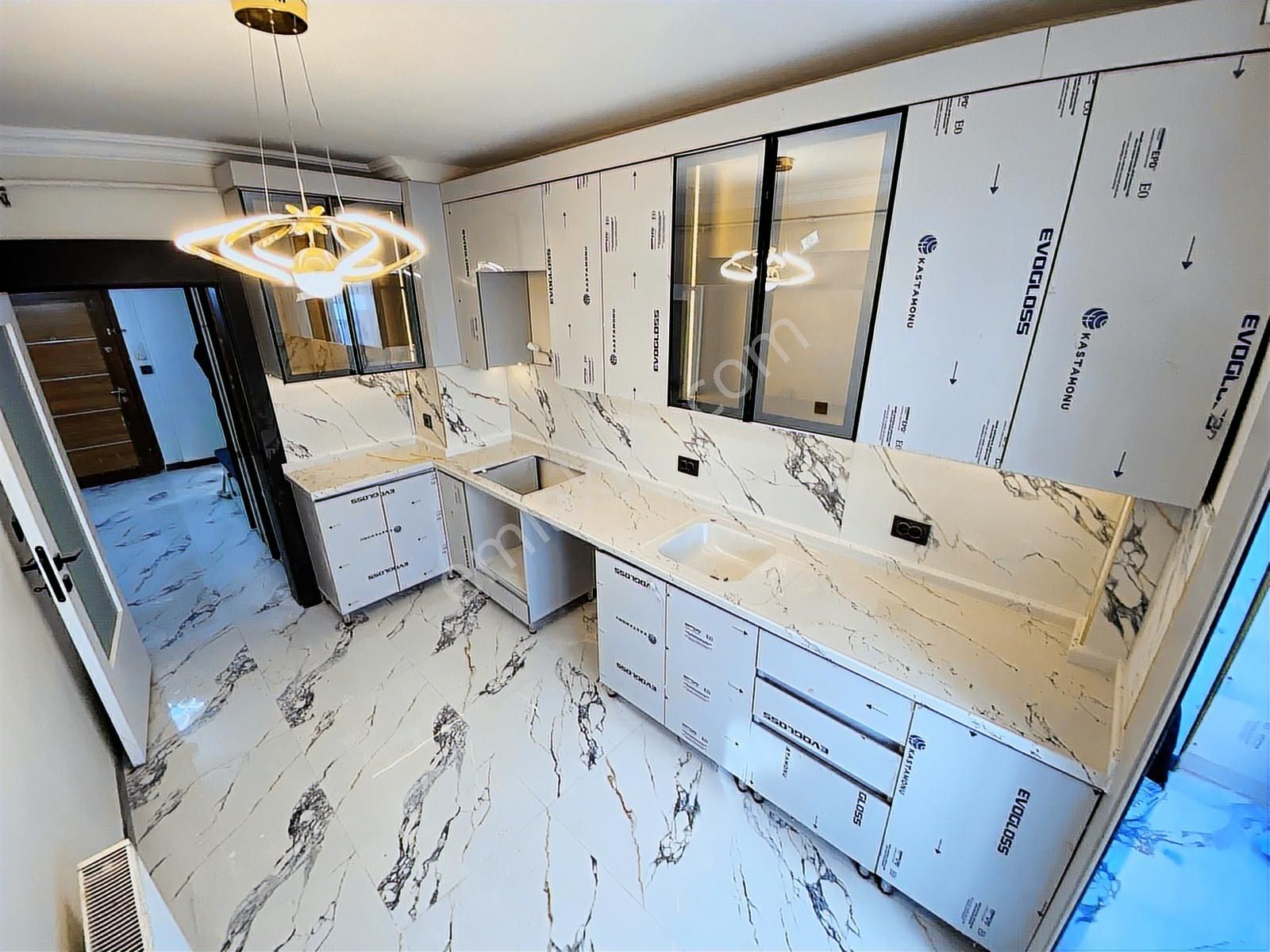 ꧁▇yılmaz'dan▇꧂merkezi Konumda Masrafsız Yapılı 3+1 Daire - Görsel 4