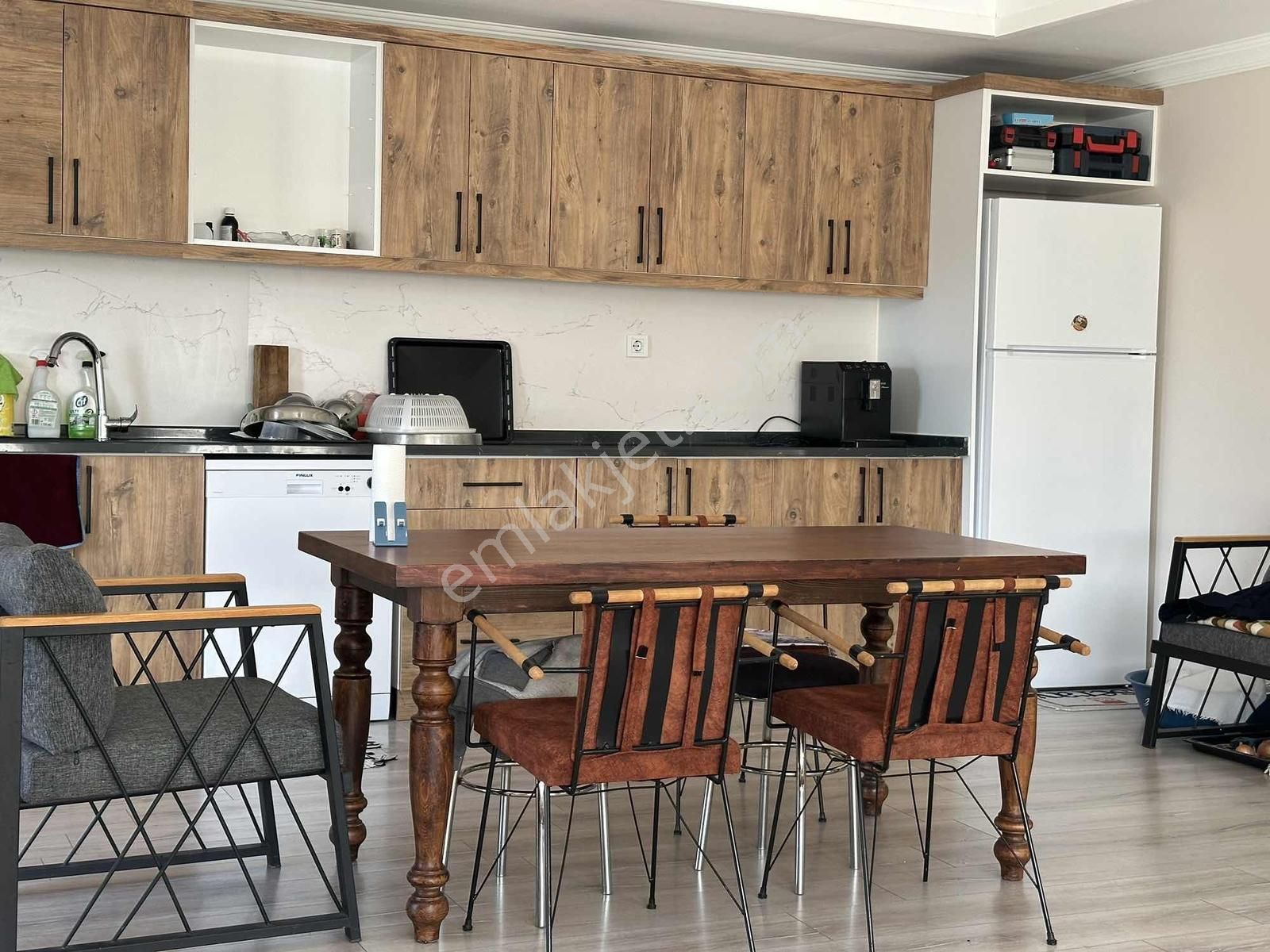 Saklıkente 15-20dk Mesafede Çiftlik Evi Ve 5.828m² Arazi - Görsel 6