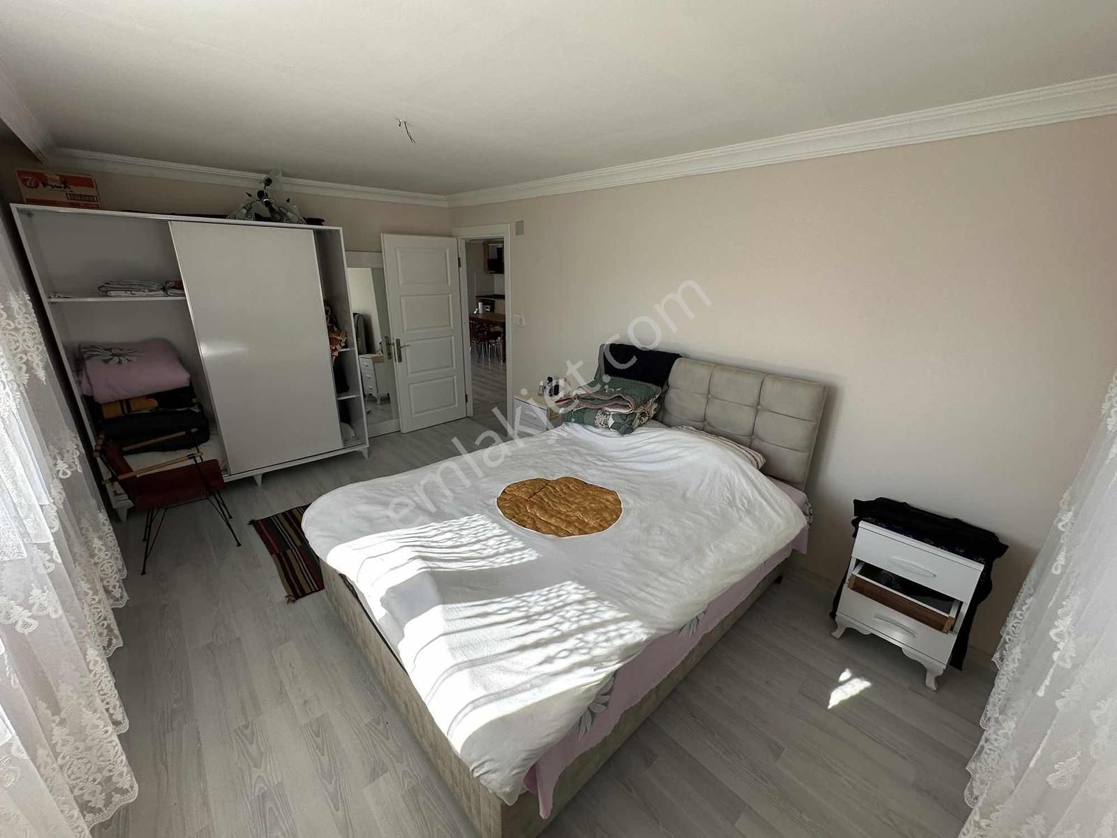 Saklıkente 15-20dk Mesafede Çiftlik Evi Ve 5.828m² Arazi - Görsel 4