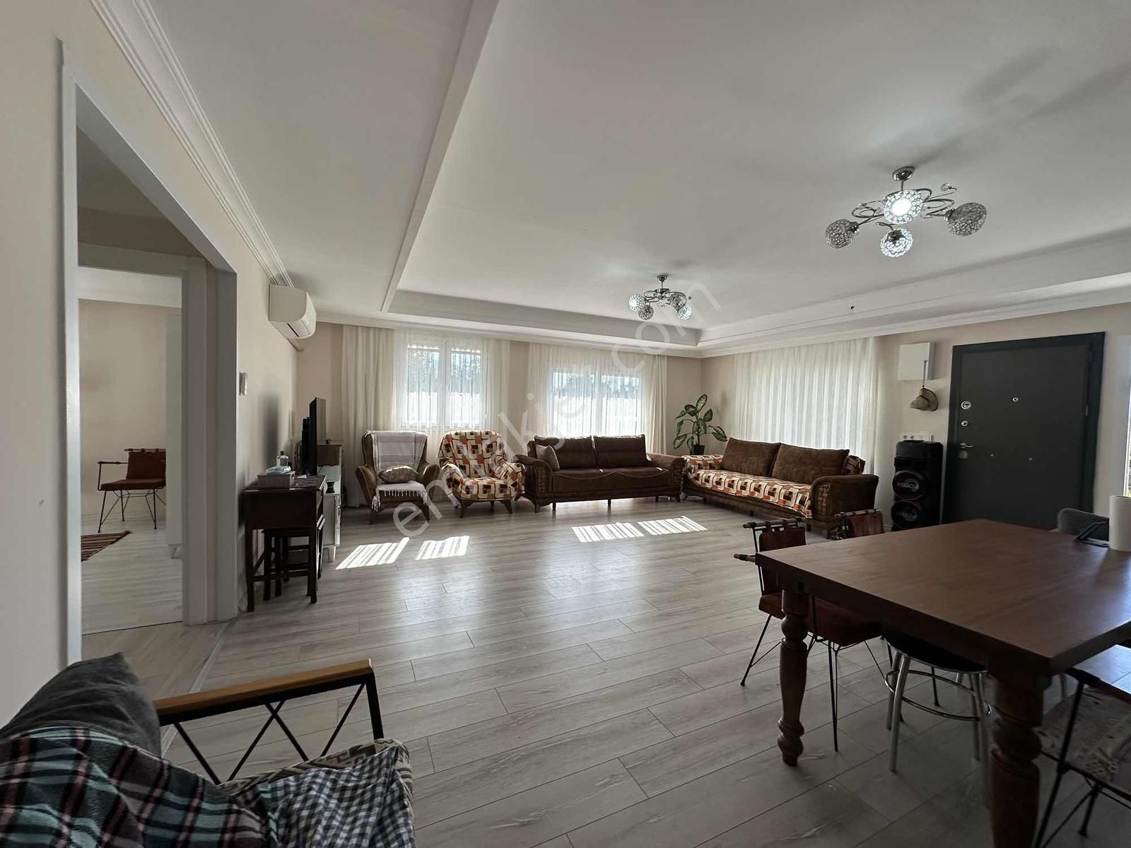 Saklıkente 15-20dk Mesafede Çiftlik Evi Ve 5.828m² Arazi - Görsel 16