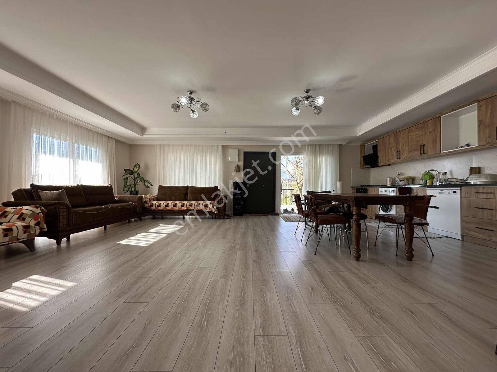 Saklıkente 15-20dk Mesafede Çiftlik Evi Ve 5.828m² Arazi - Görsel 24