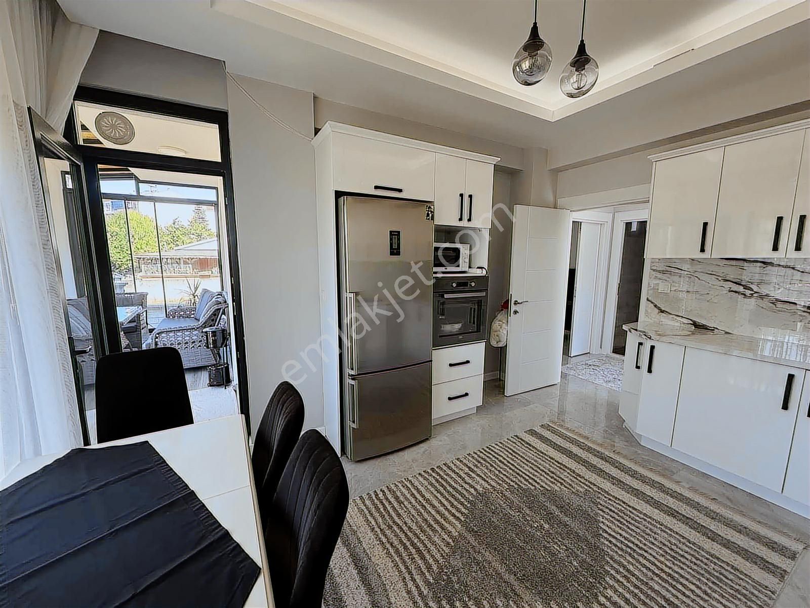 Tapu54 | Arifiye Cumhuriyet Mah. 175 M² 3+1 Satılık Lüx Vila - Görsel 2