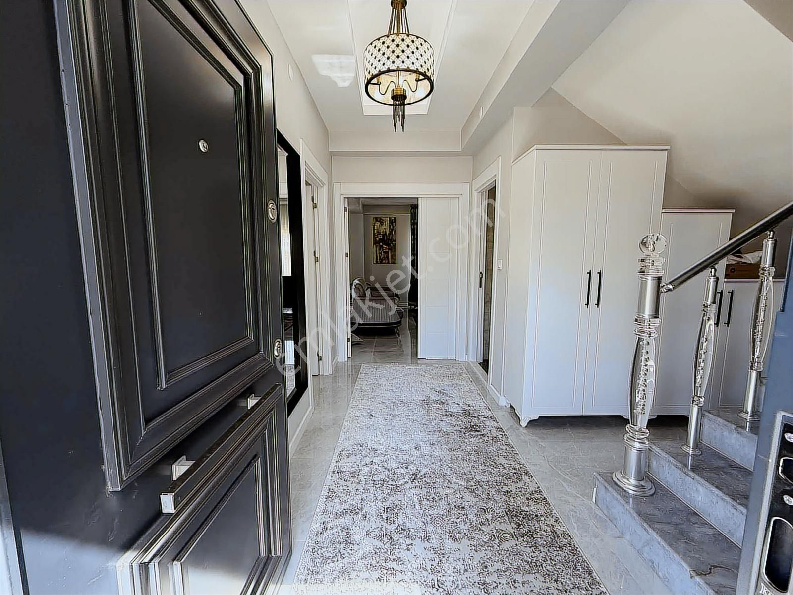 Tapu54 | Arifiye Cumhuriyet Mah. 175 M² 3+1 Satılık Lüx Vila - Görsel 34