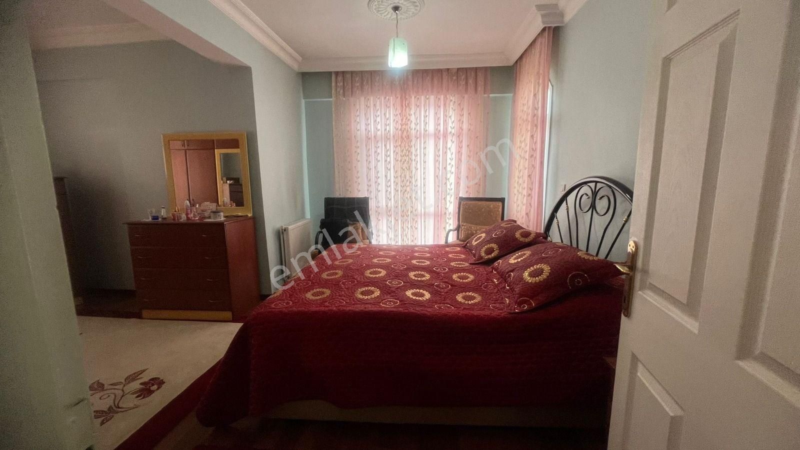 Beylikdüzü Gürpınarda Havuzlu Site İçerisinde Satılık 5+2 Villa - Görsel 6