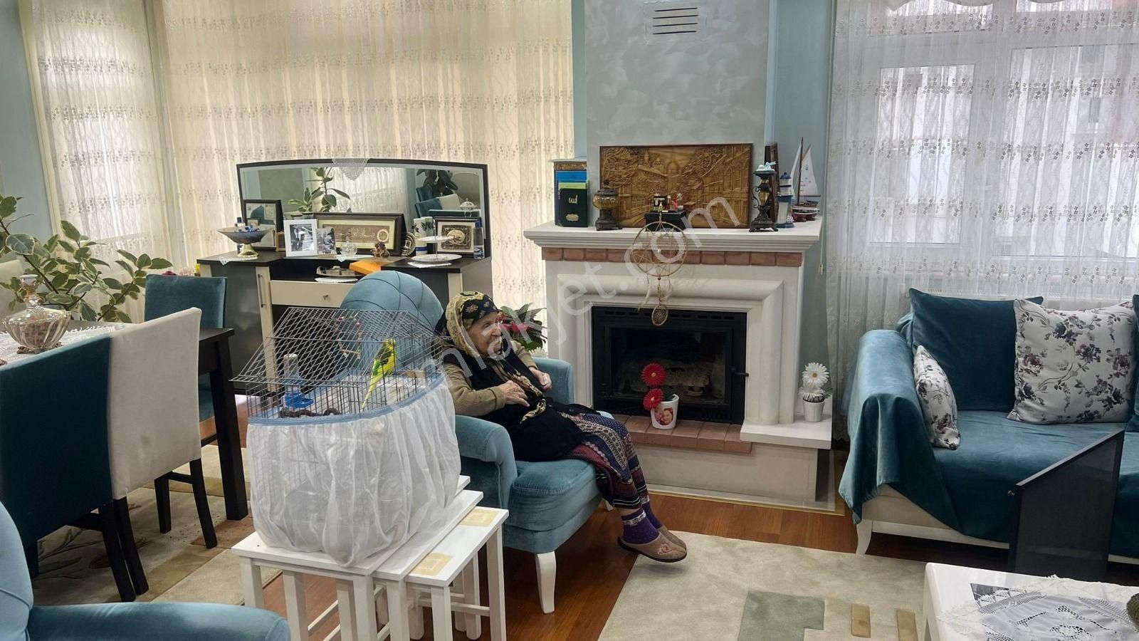 Beylikdüzü Gürpınarda Havuzlu Site İçerisinde Satılık 5+2 Villa - Görsel 21