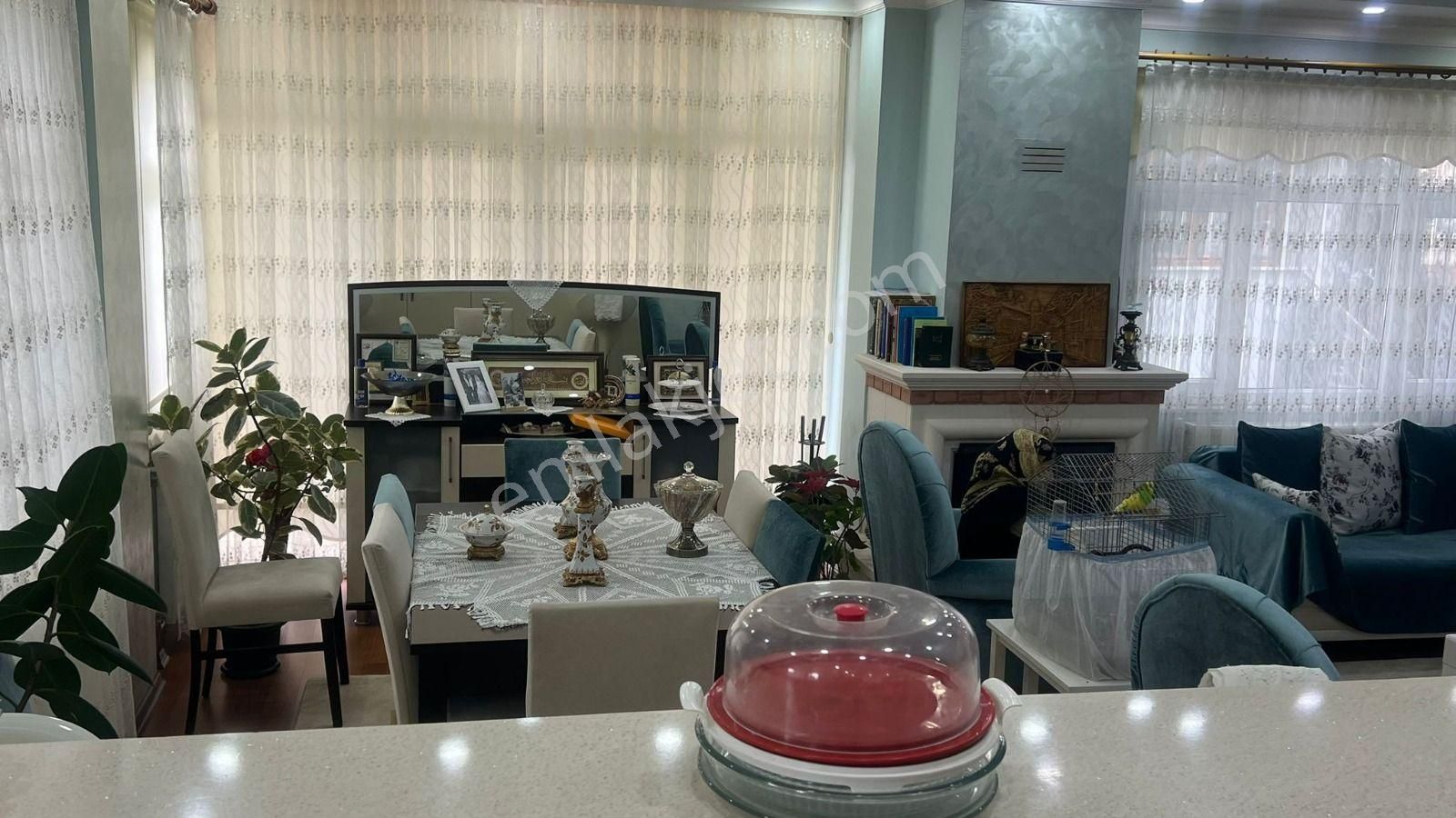 Beylikdüzü Gürpınarda Havuzlu Site İçerisinde Satılık 5+2 Villa - Görsel 28