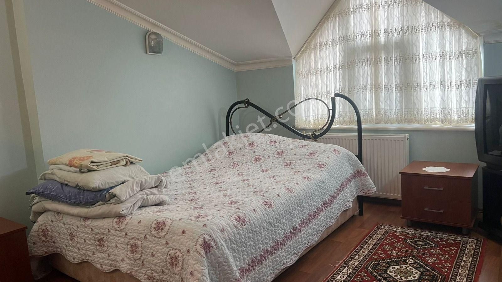 Beylikdüzü Gürpınarda Havuzlu Site İçerisinde Satılık 5+2 Villa - Görsel 9