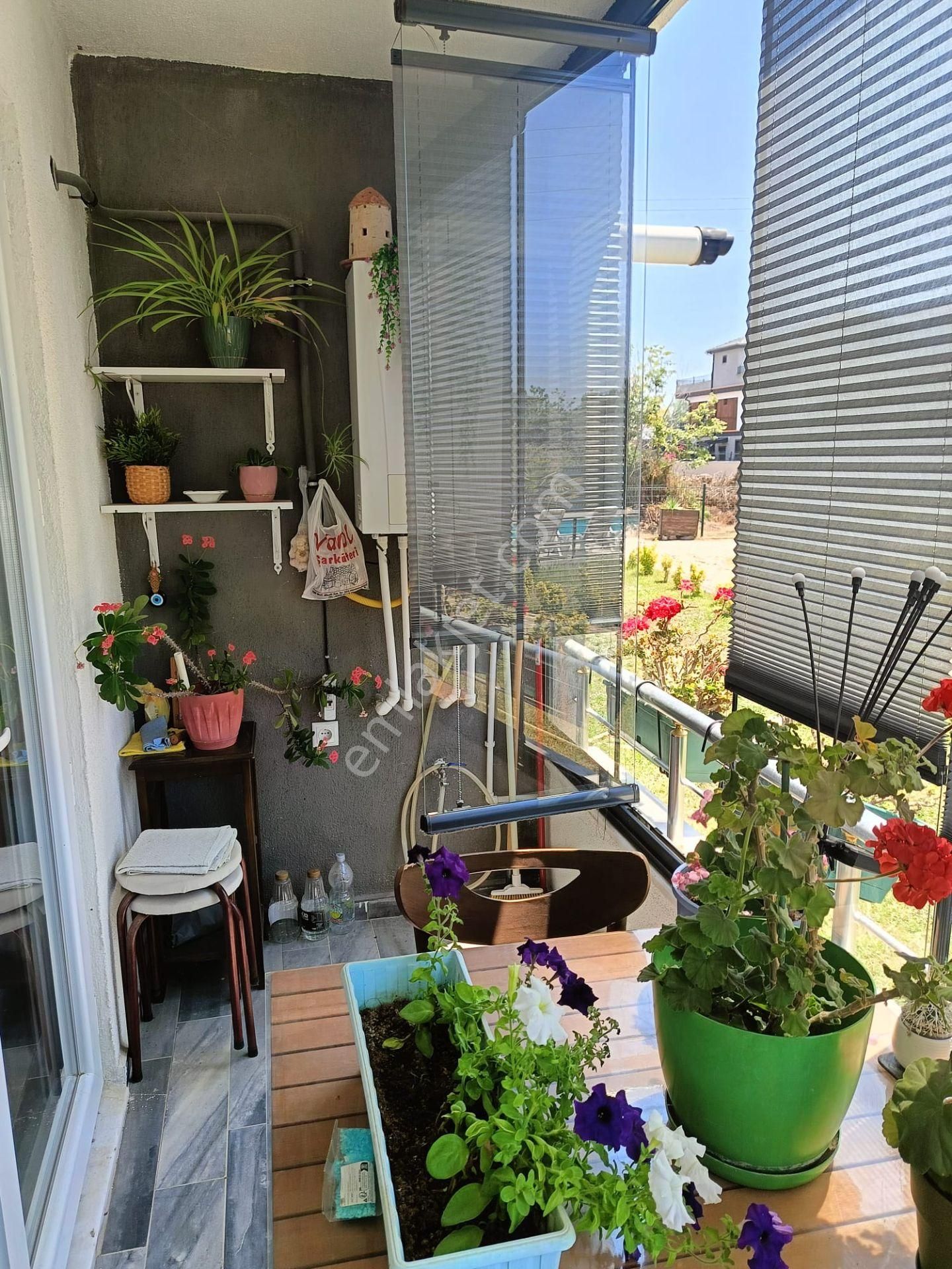 Doktor Tavsiyeli Karasuda Havuzlu Cam Balkon Kombili Bahçeli. - Görsel 20