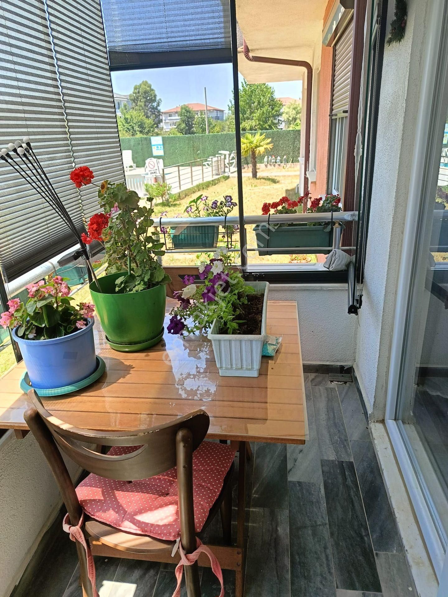 Doktor Tavsiyeli Karasuda Havuzlu Cam Balkon Kombili Bahçeli. - Görsel 19