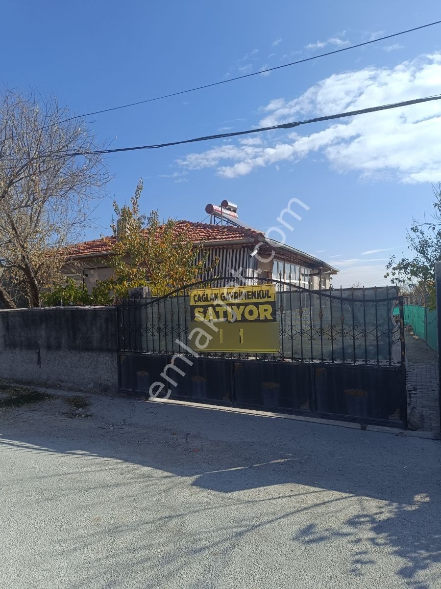 Çağlak Gayrimenkul Den Satılık Müstakil Ev Ve Çardak