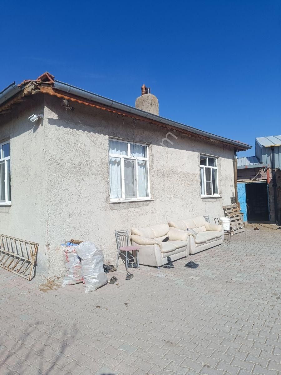 Çağlak Gayrimenkul Den Satılık Müstakil Ev Ve Çardak - Görsel 3