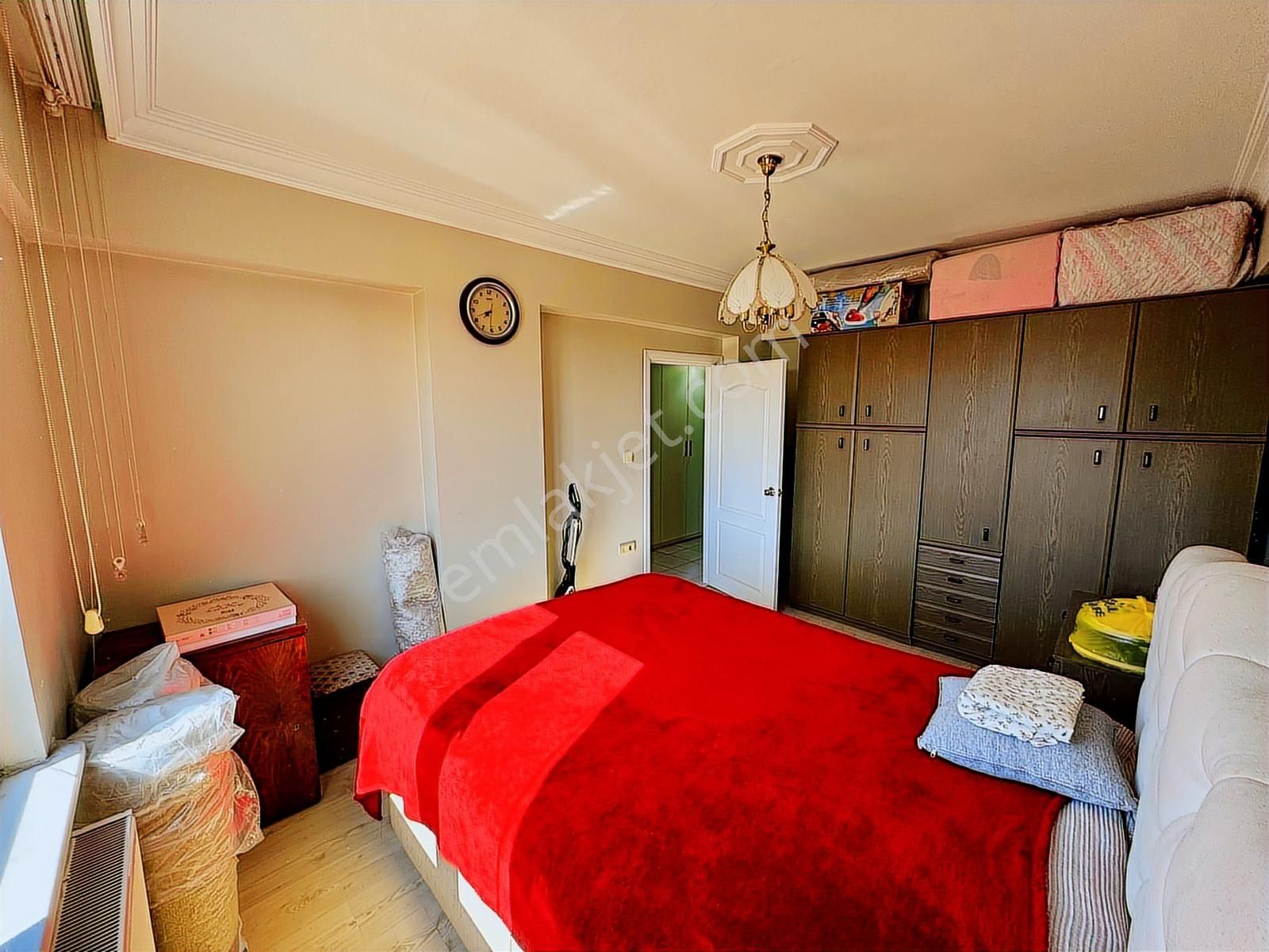 Gaziosmanpaşada Cadde Üzerinde Satılık Aydınlık 3+1 Daire - Görsel 2