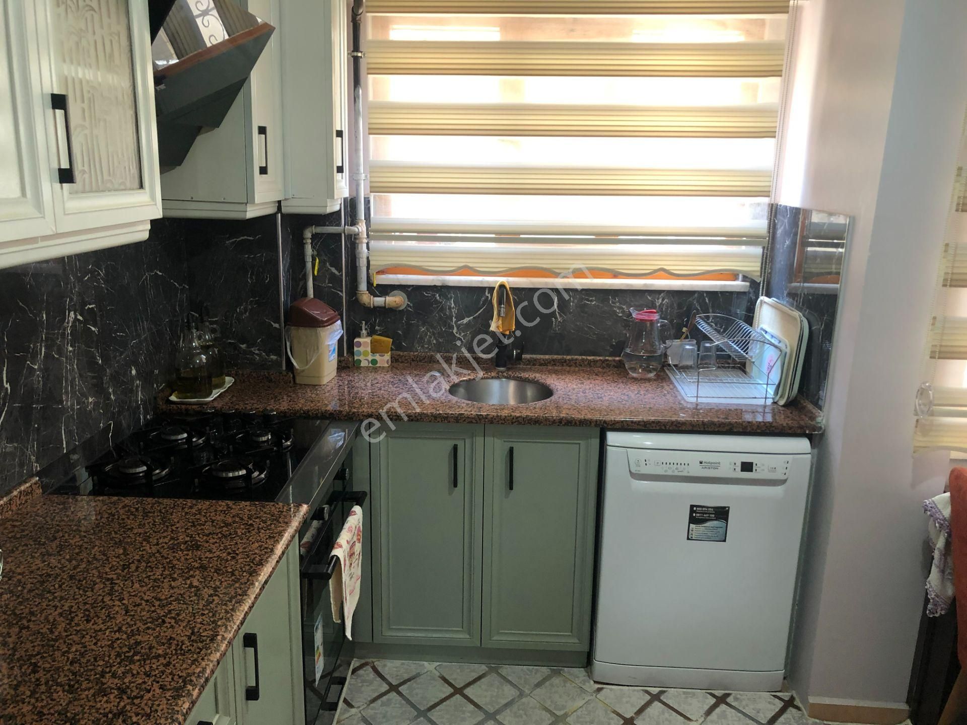 503 Komisyonsuz Cumhuriyet Mah De Satılık Doğalgazlı Masrafsız 3 Katlı Triplex - Görsel 4