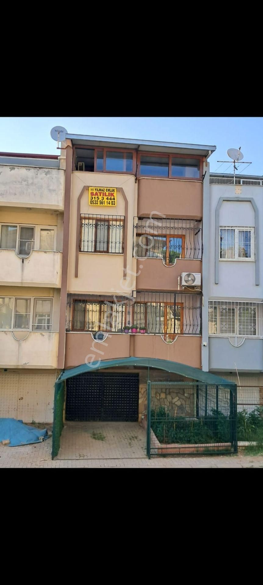 503 Komisyonsuz Cumhuriyet Mah De Satılık Doğalgazlı Masrafsız 3 Katlı Triplex