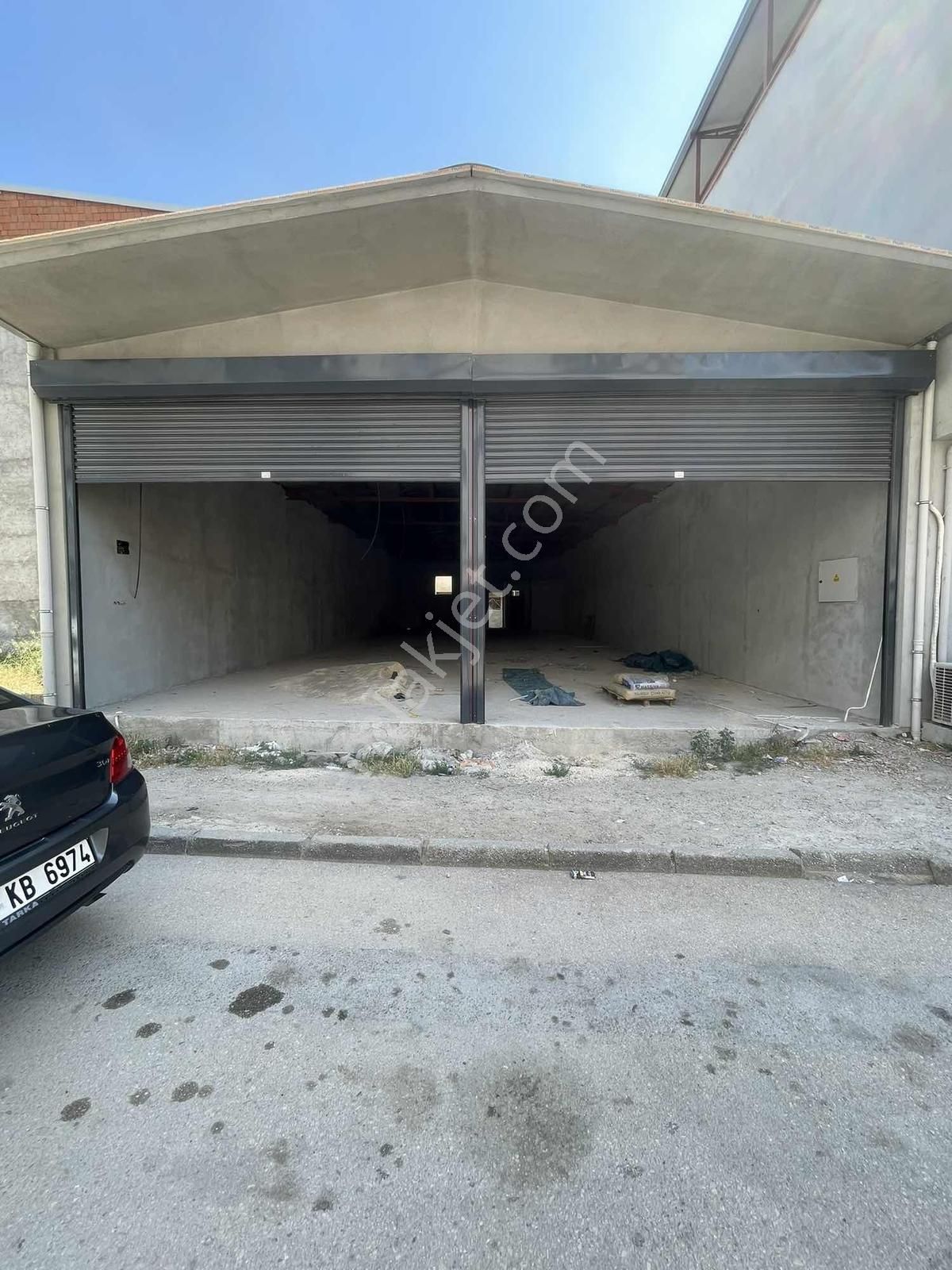 Hamitler Pazartesi Pazarının Dibinde Kiralık Dükkan-depo - Görsel 9