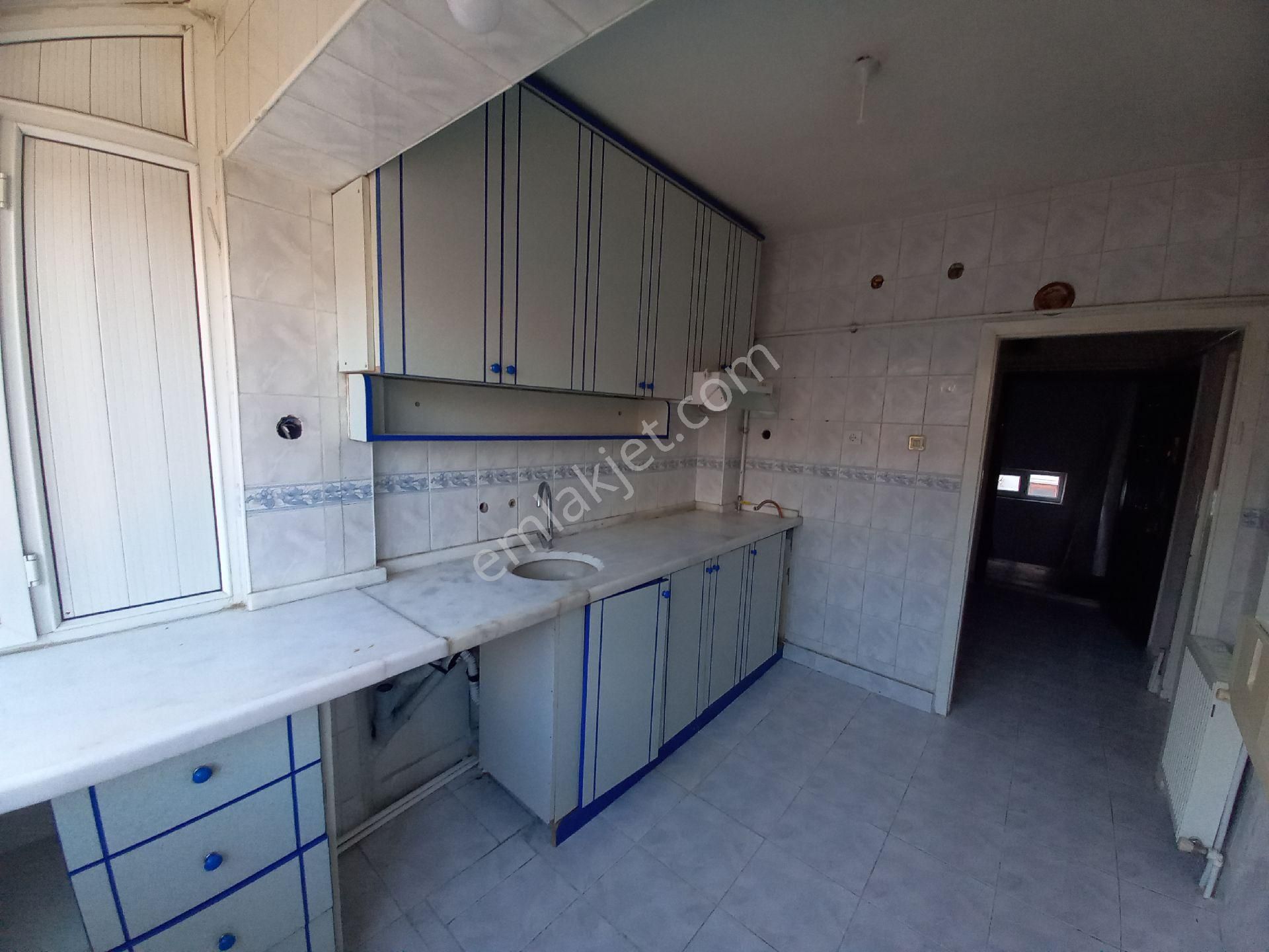 Selçuklu Mah 2+1 Yüksek Giriş 12 Cadde Gımsa Market Yanı - Görsel 17