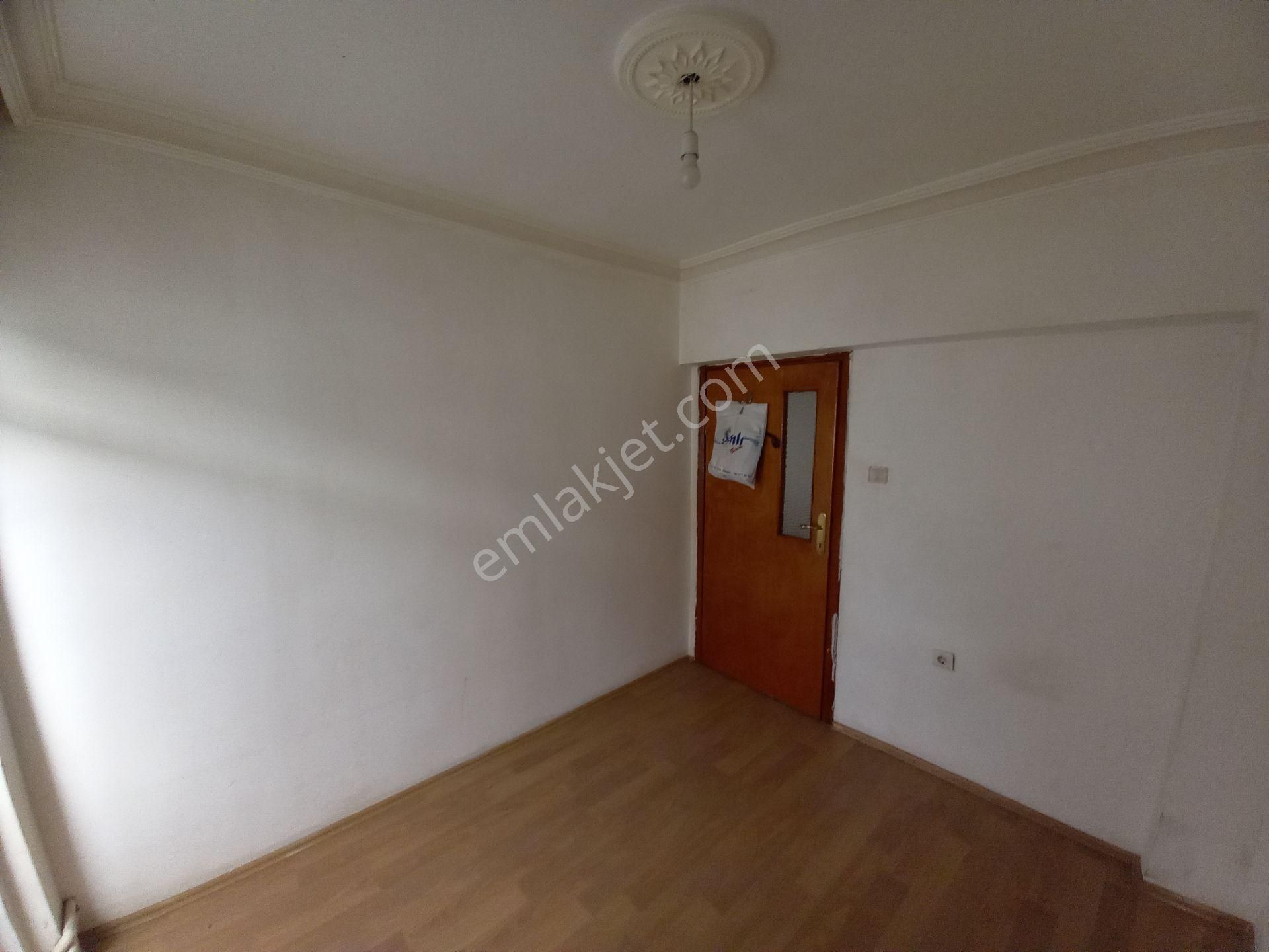 Selçuklu Mah 2+1 Yüksek Giriş 12 Cadde Gımsa Market Yanı - Görsel 13