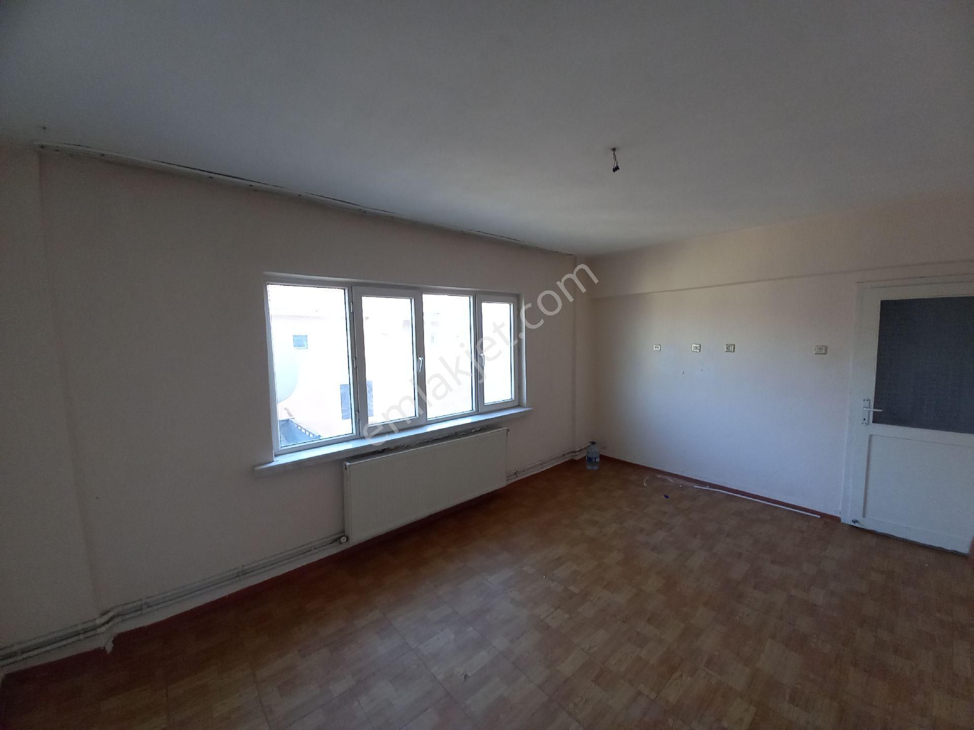 Selçuklu Mah 2+1 Yüksek Giriş 12 Cadde Gımsa Market Yanı - Görsel 18