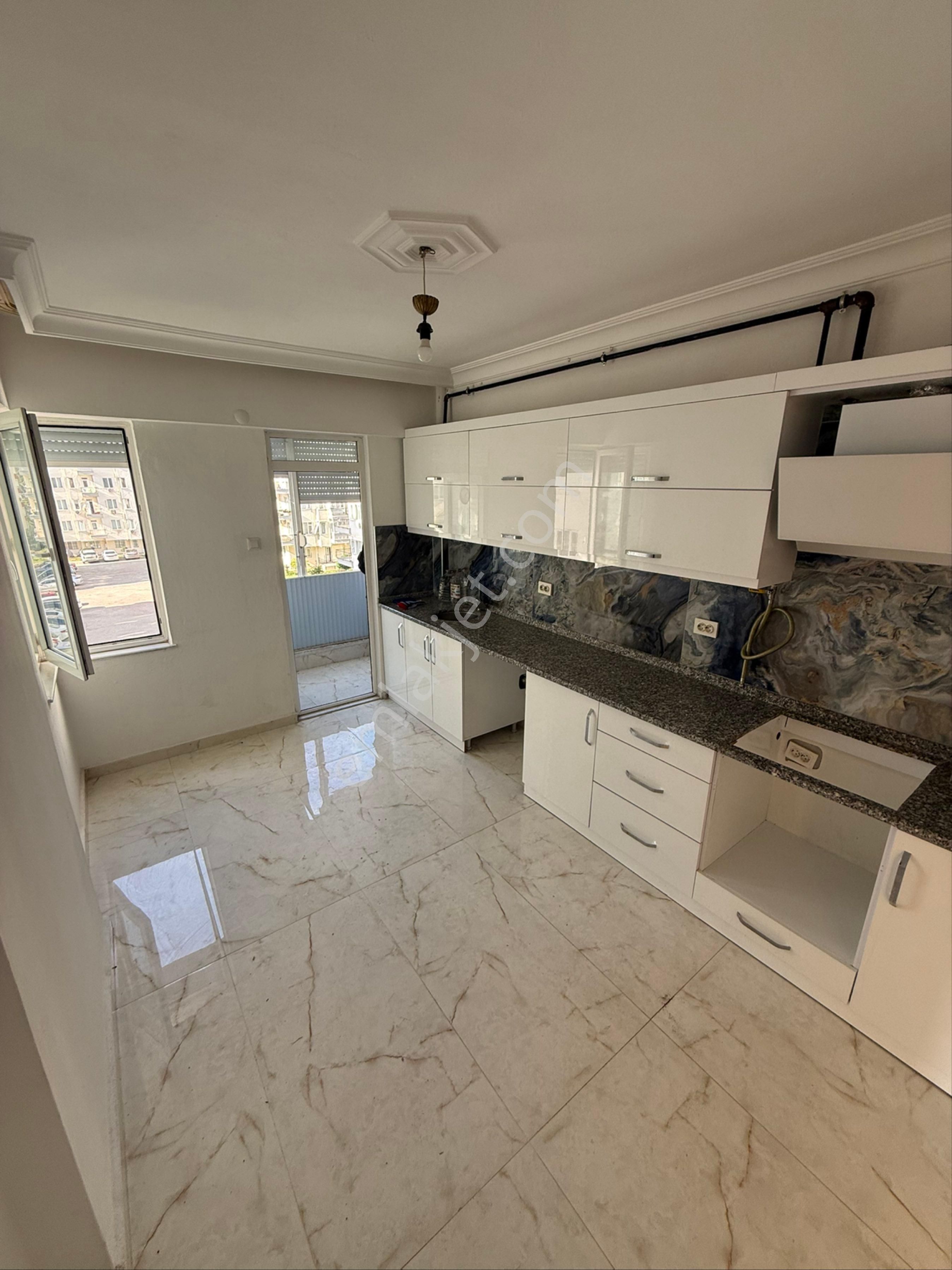 Uncalı Sitelerde Satılık Doğalgazlı 3+1 Daire - Görsel 7