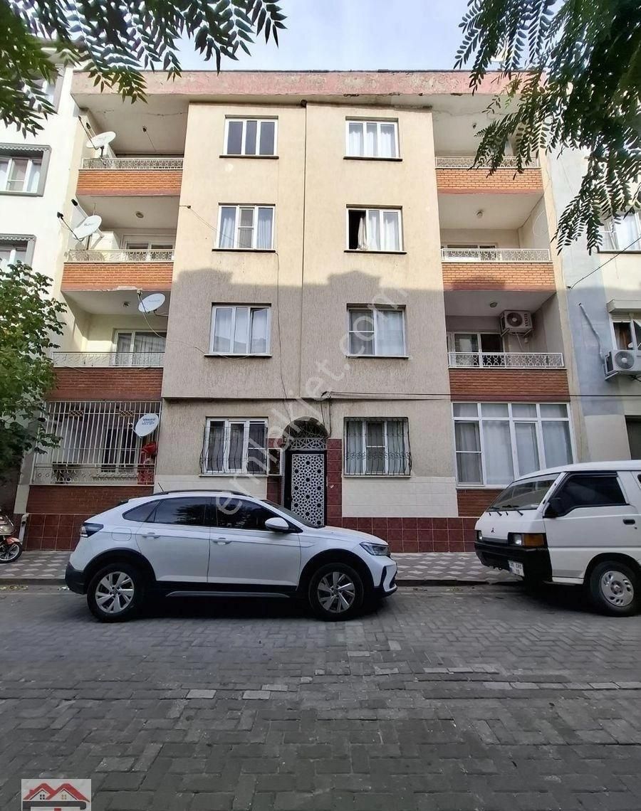 Akhisar Hürriyet Fahri Sertel Emlaktan Satılık 3+1 Daire