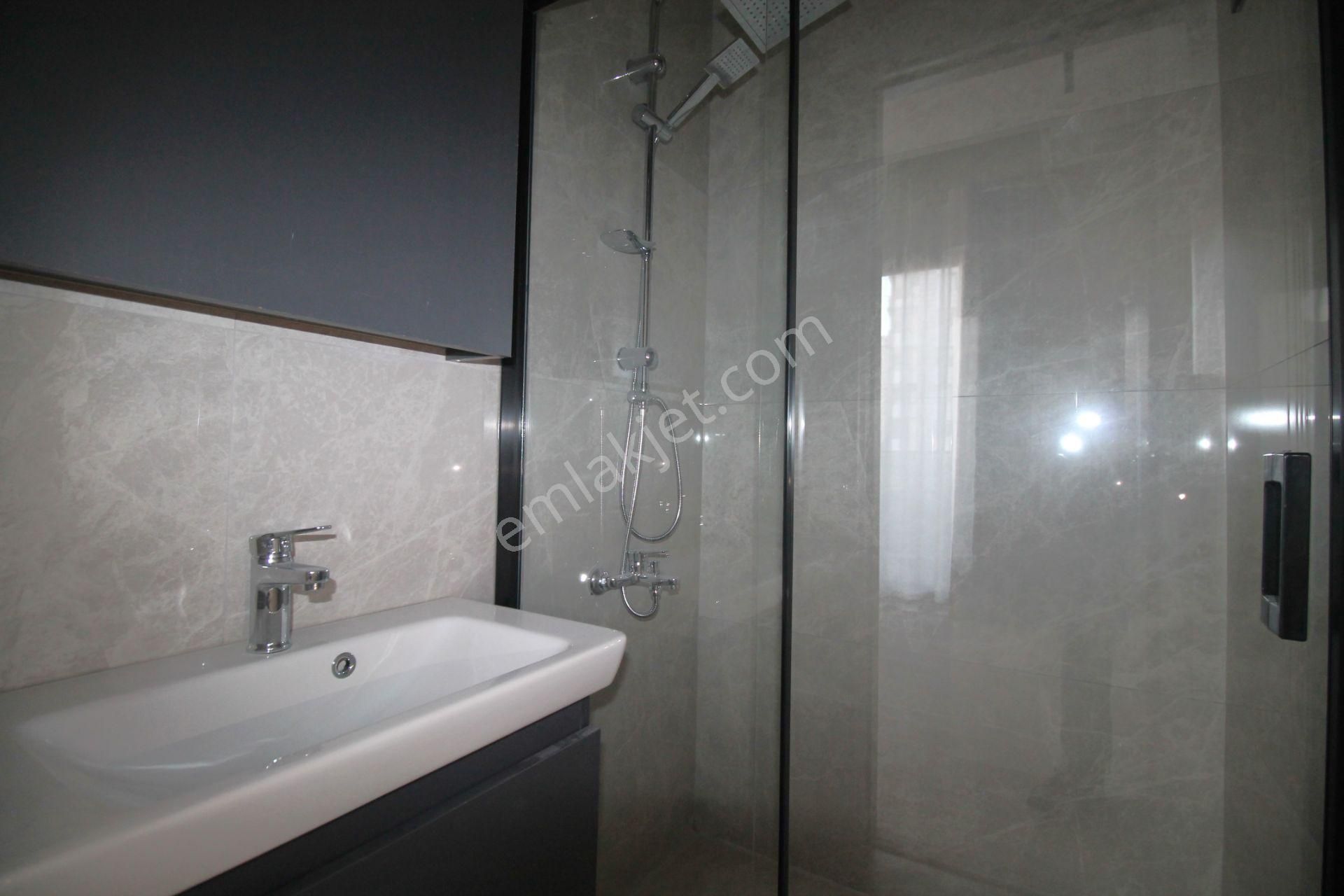 Retro’dan M.kemal Mah’de İşçiliği Ve Tasarımı İle Tarz Sıfır 3+1 - Görsel 16